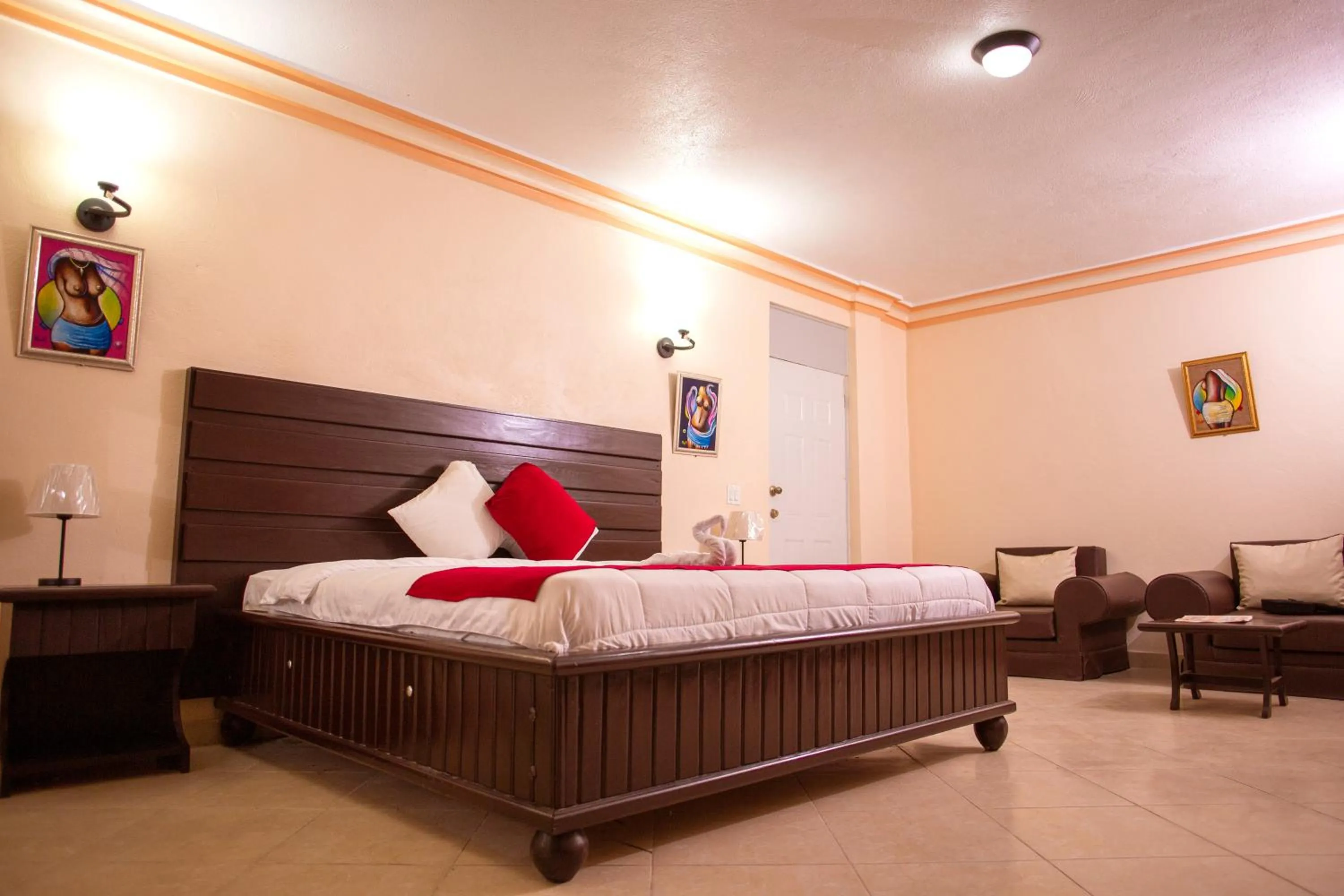 Bedroom, Bed in La Pepiniere Hotel