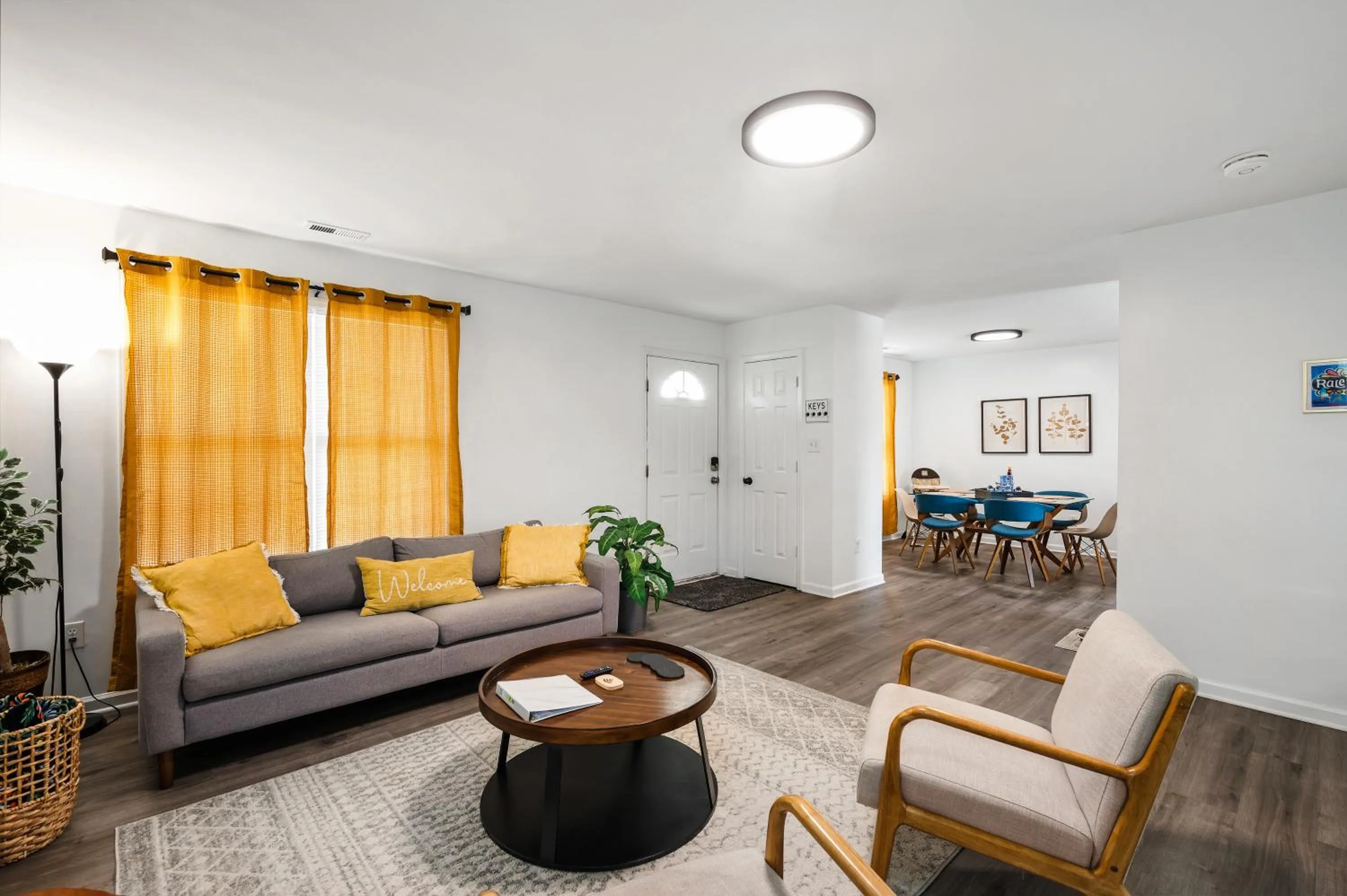 Living room in DTGem-SelfCheckin-RainShower-300M-Parking-Walkable