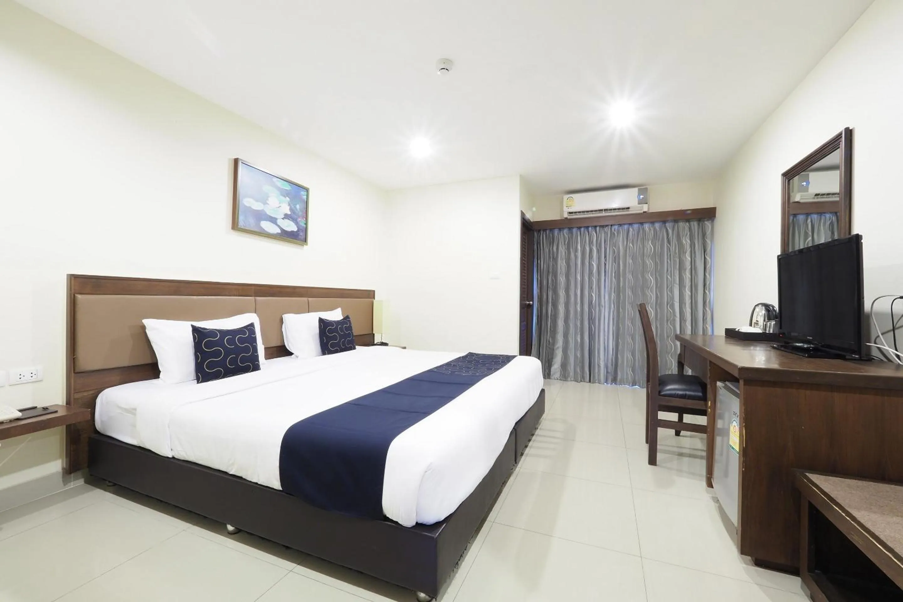 Bedroom, Bed in The Sp Boutique Hotel