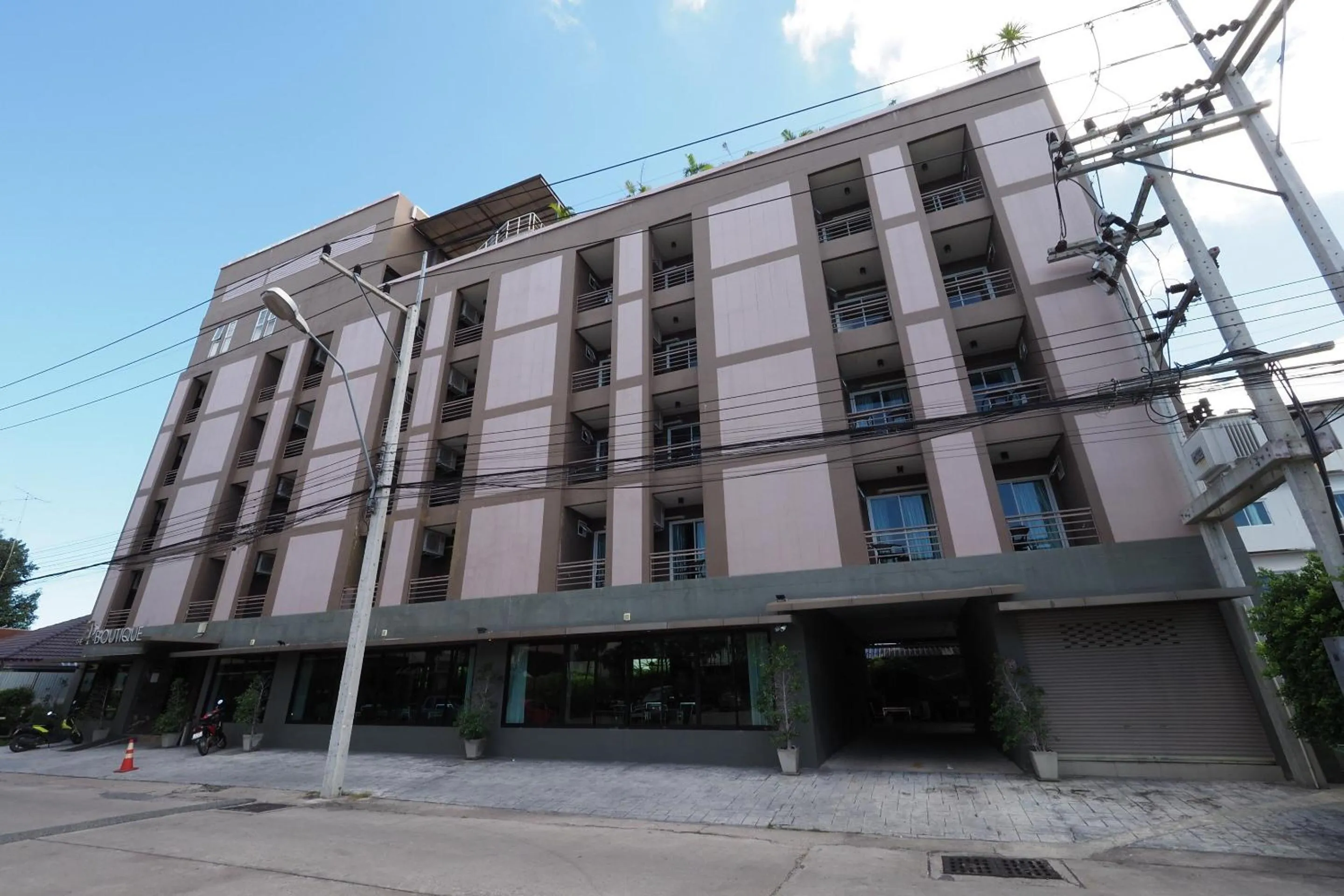 Facade/entrance, Property Building in The Sp Boutique Hotel