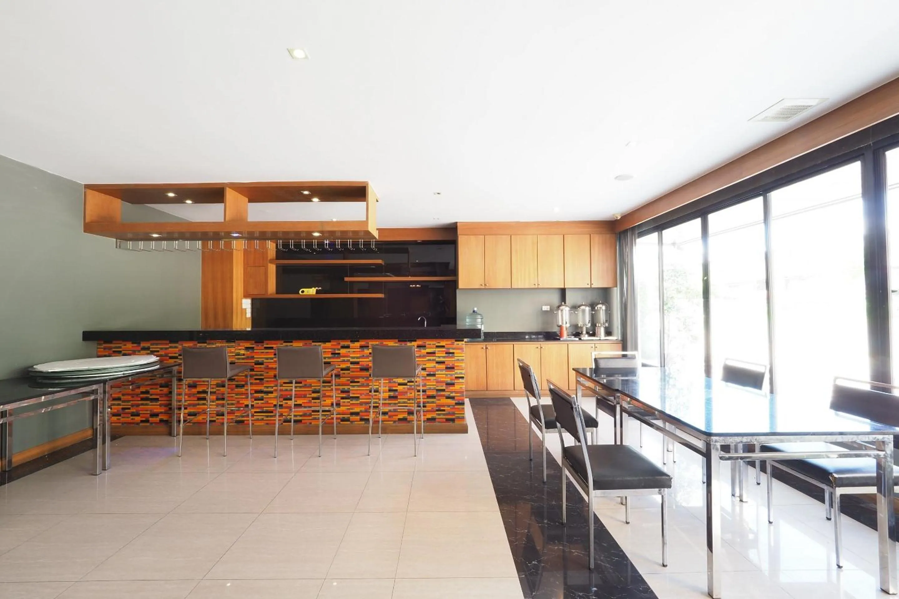 Restaurant/places to eat, Kitchen/Kitchenette in The Sp Boutique Hotel