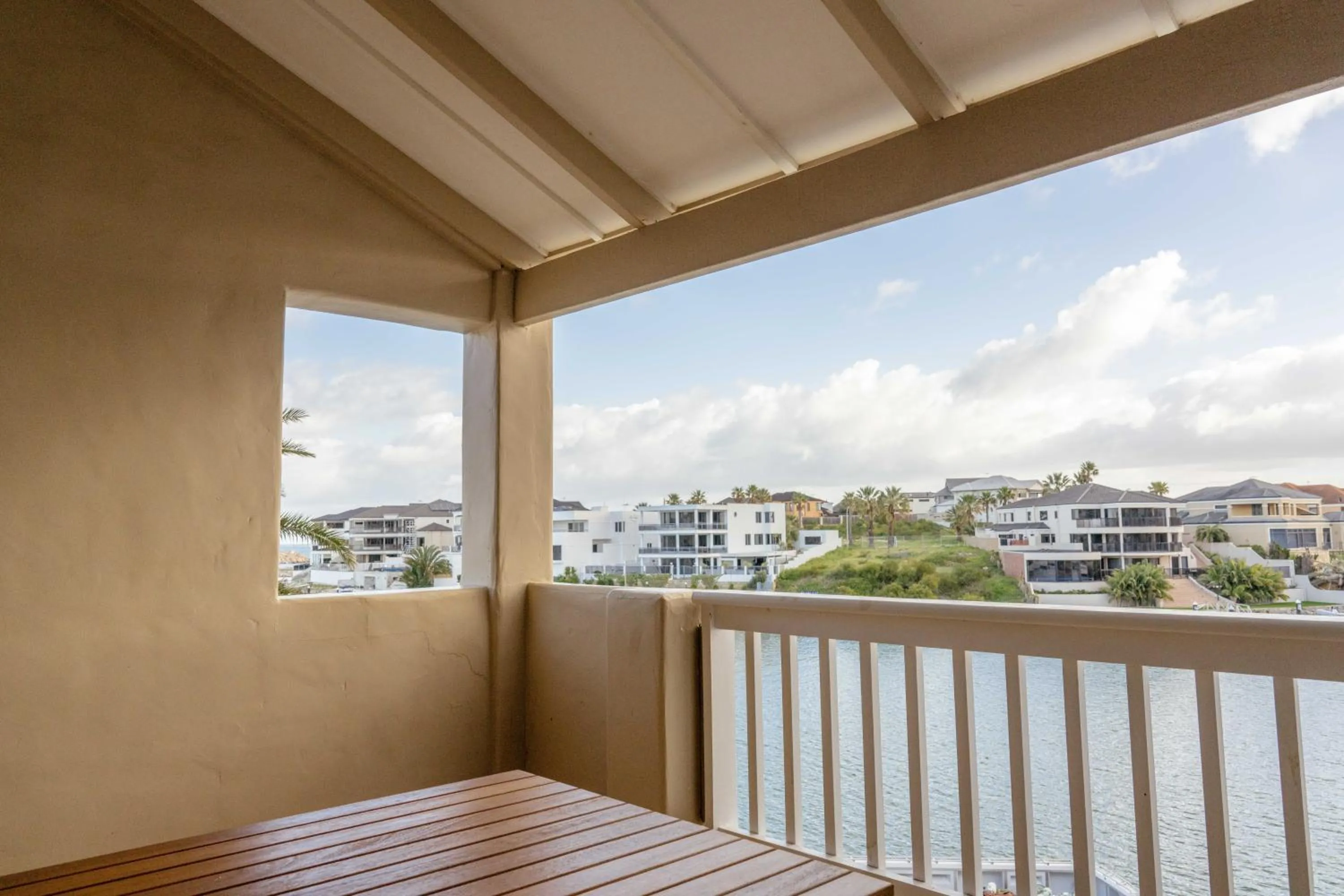 The Marina Hotel - Mindarie