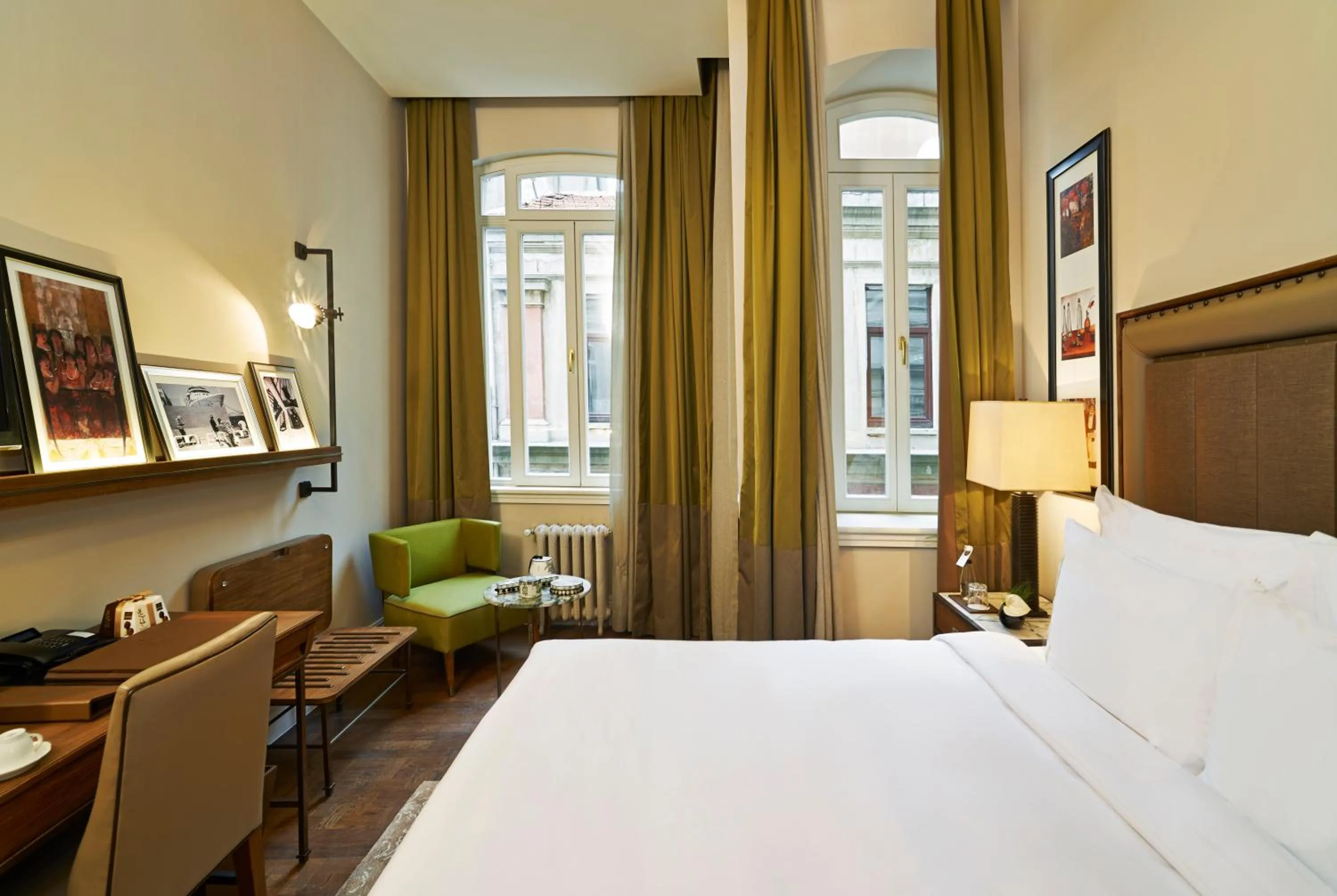 Bed in The Bank Hotel Istanbul, a Member of Design Hotels