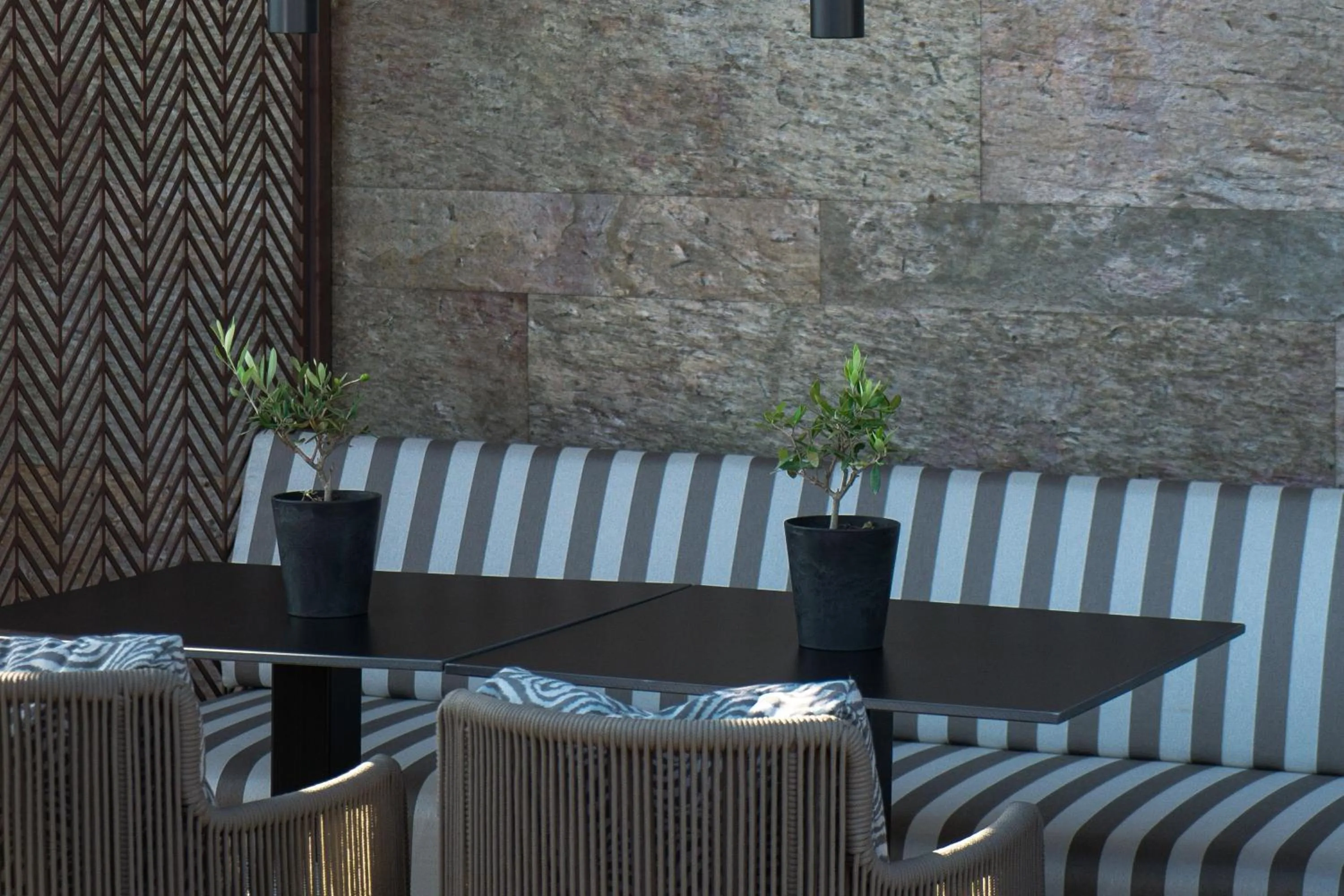 Lounge or bar in The Bank Hotel Istanbul, a Member of Design Hotels