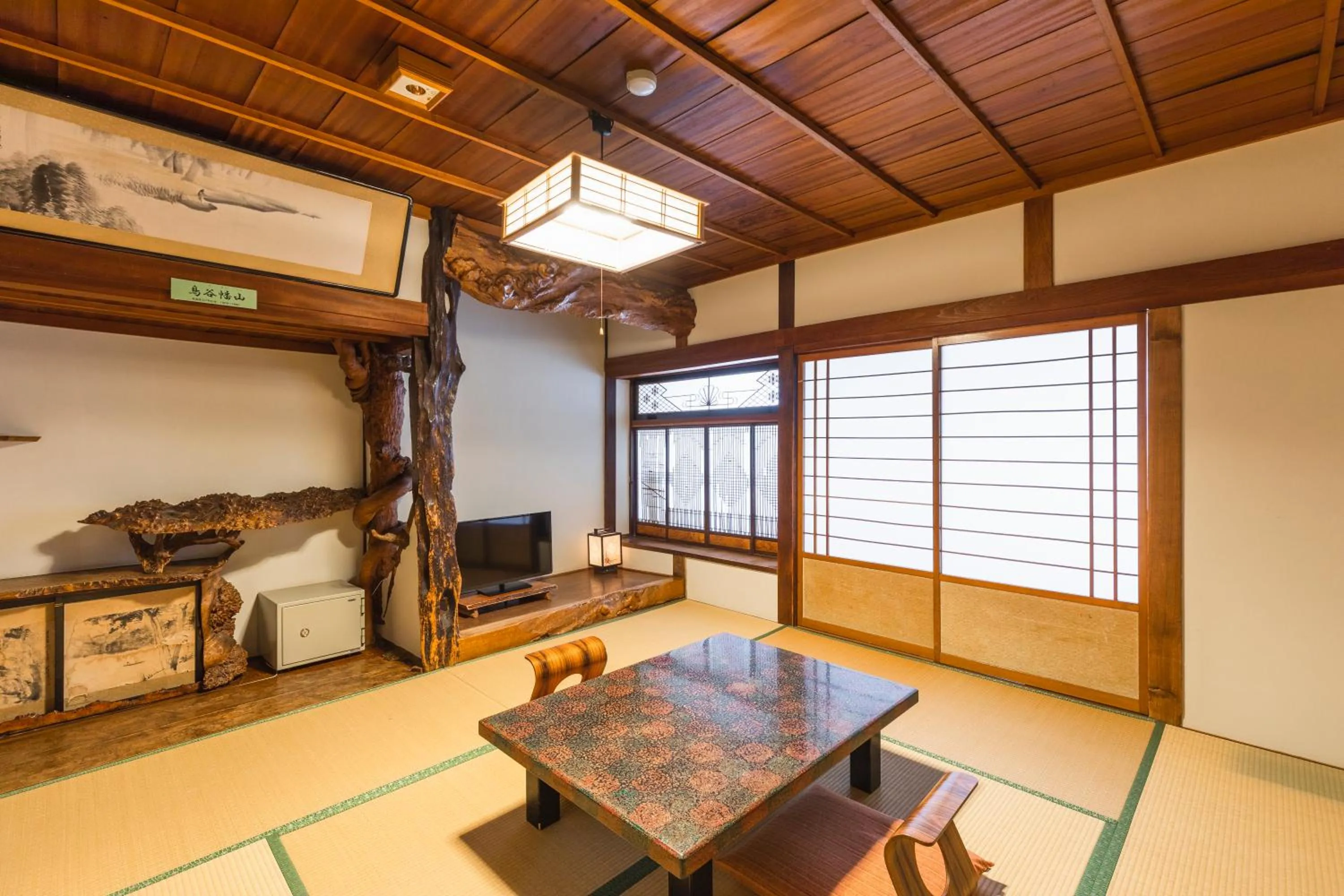 Photo of the whole room in Tsuta Onsen Ryokan