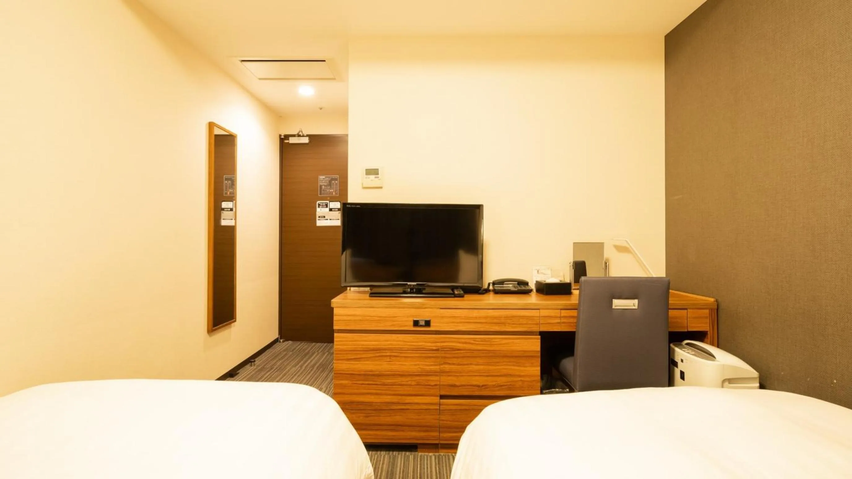 Photo of the whole room, Bed in Via Inn Shinagawa Oimachi