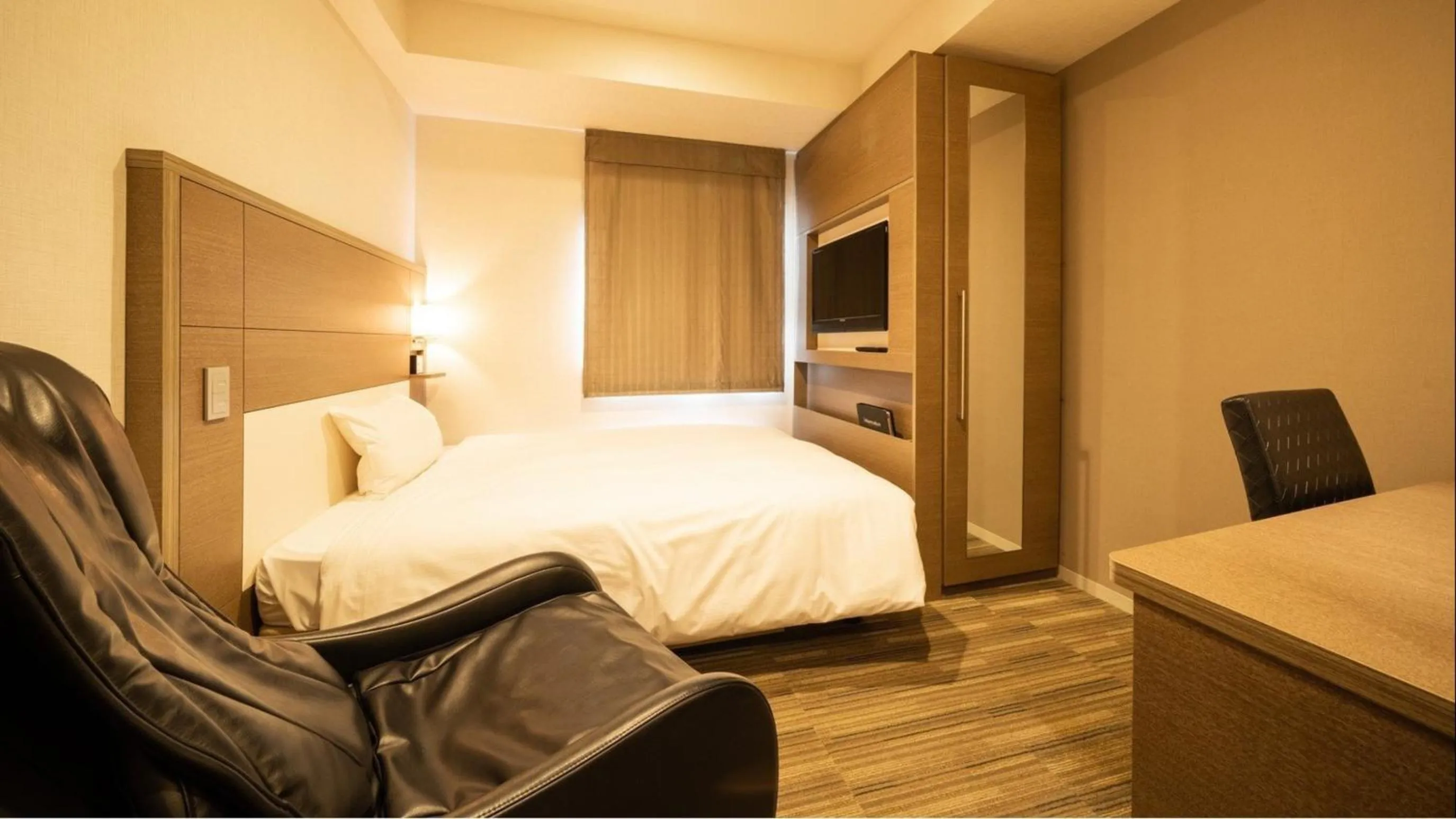 Bedroom, Bed in Via Inn Higashiginza