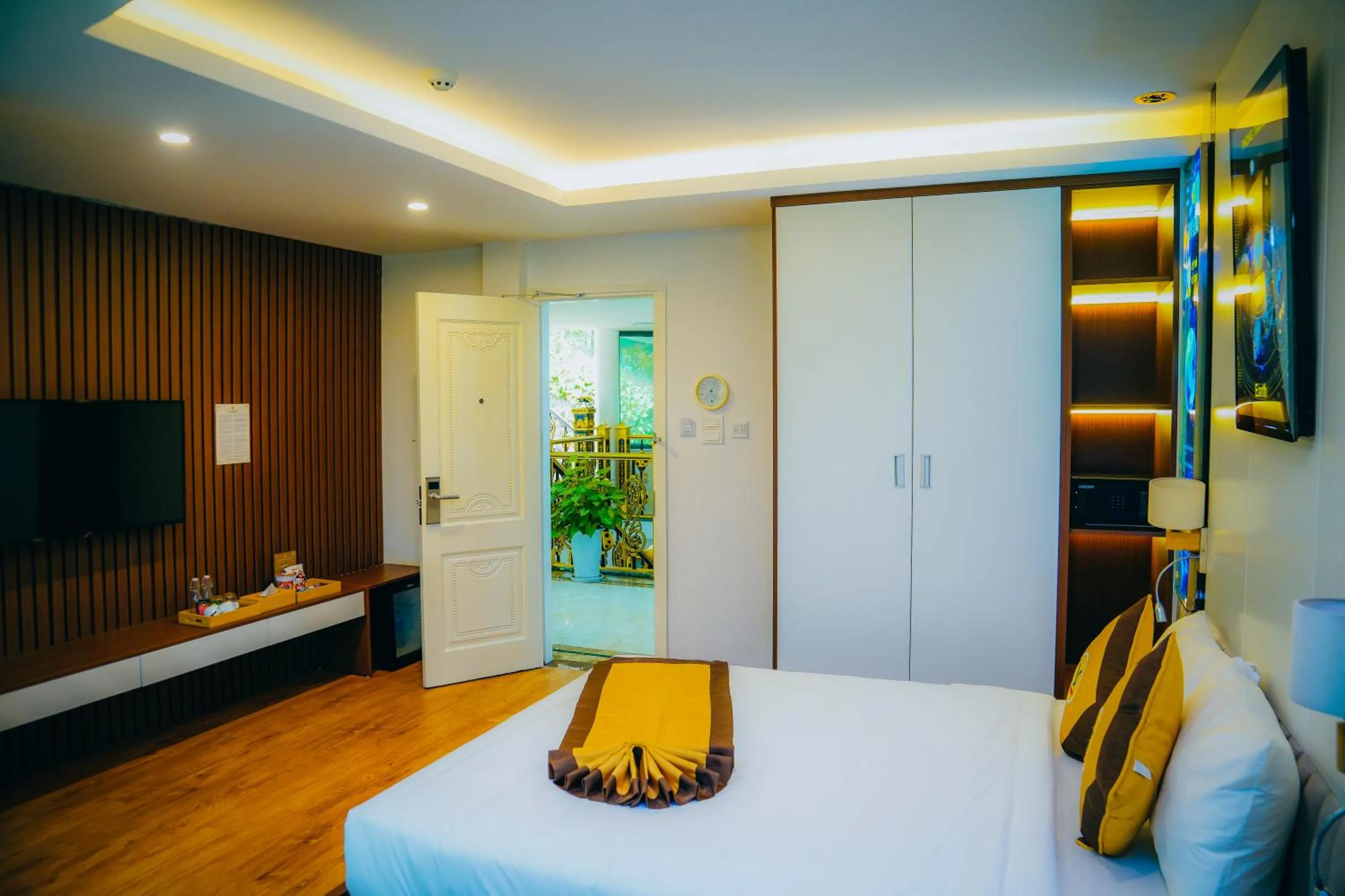 Living room, Bed in MEDDOM Park