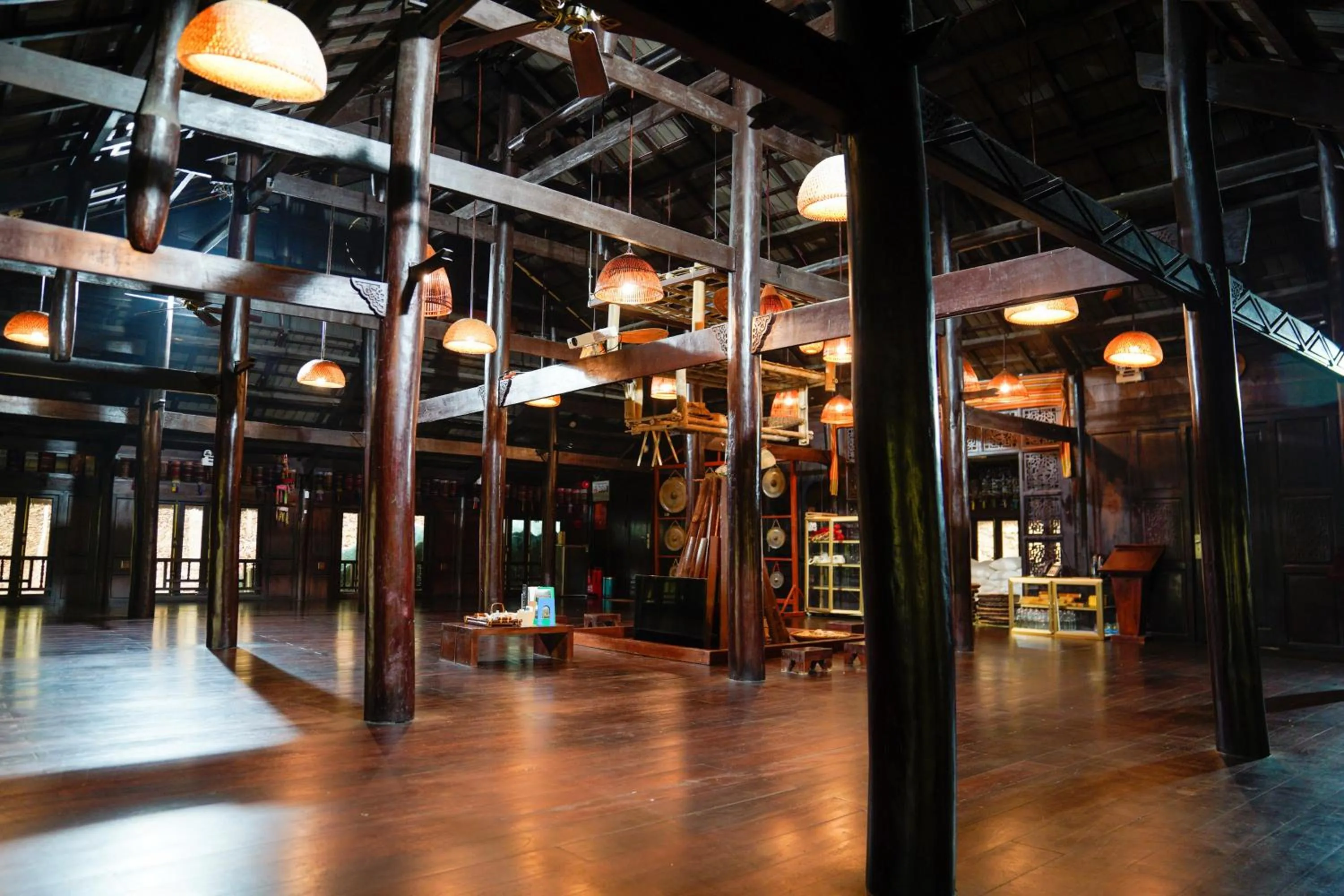 Photo of the whole room in MEDDOM Park