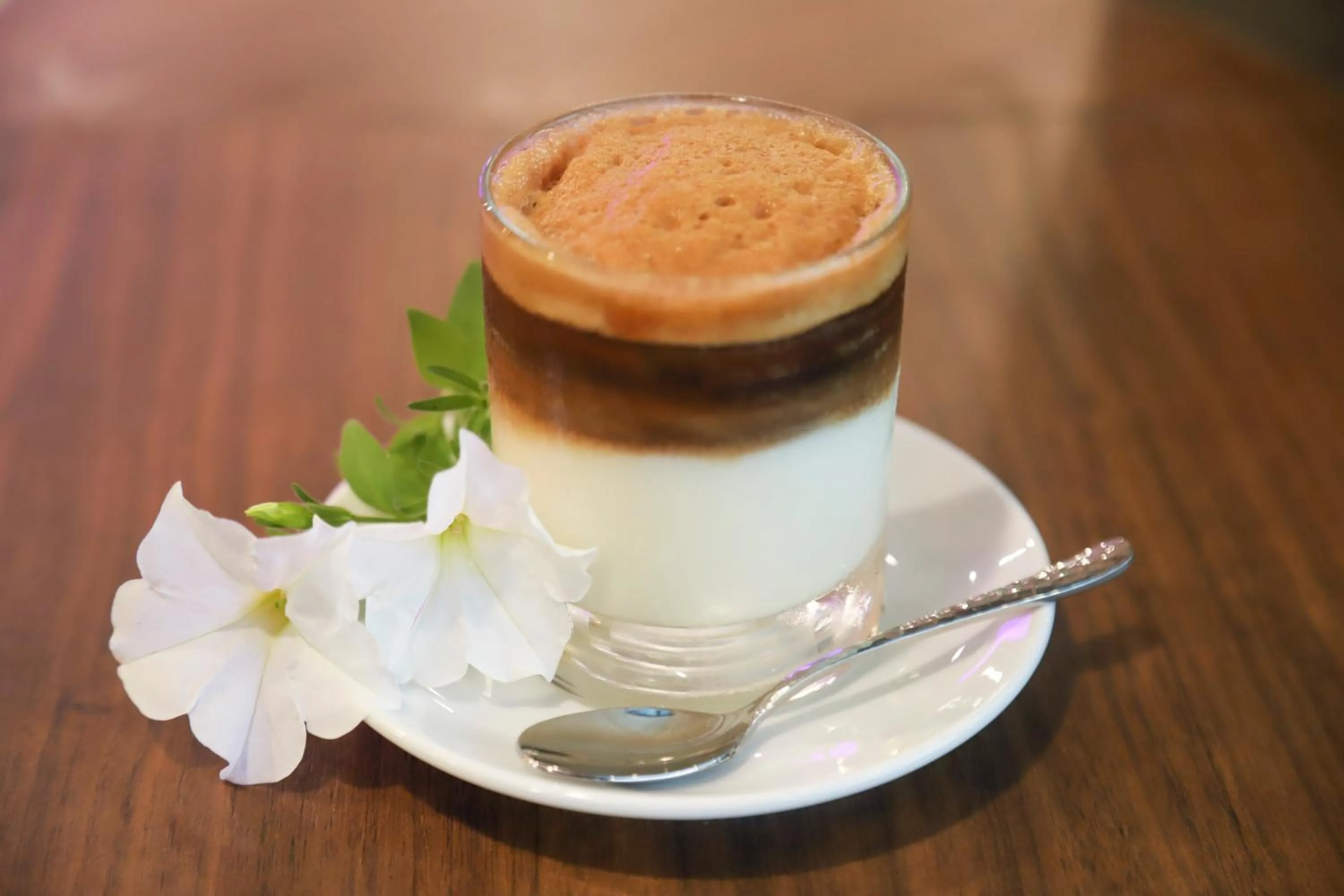 Restaurant/places to eat in MEDDOM Park