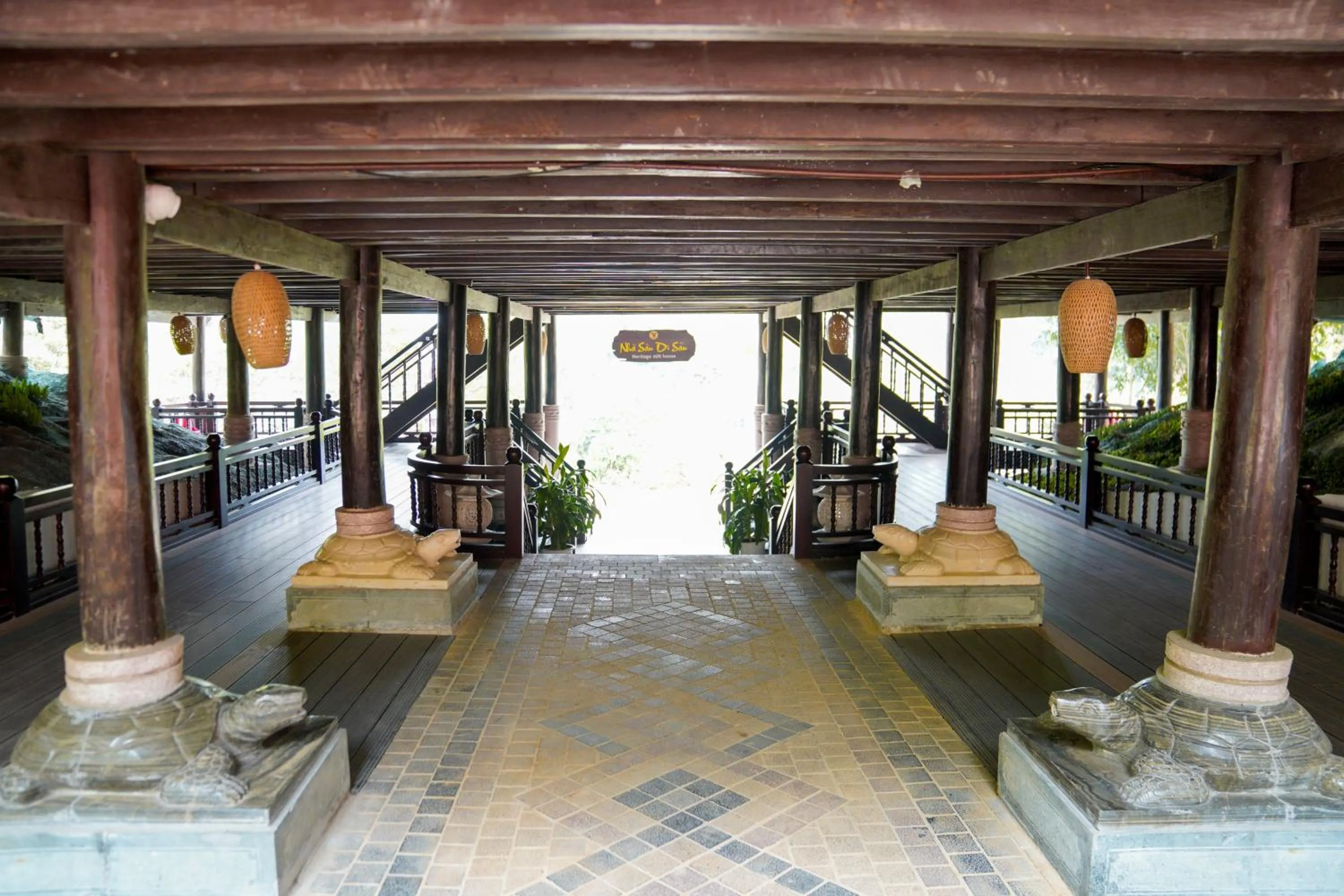 Property building in MEDDOM Park