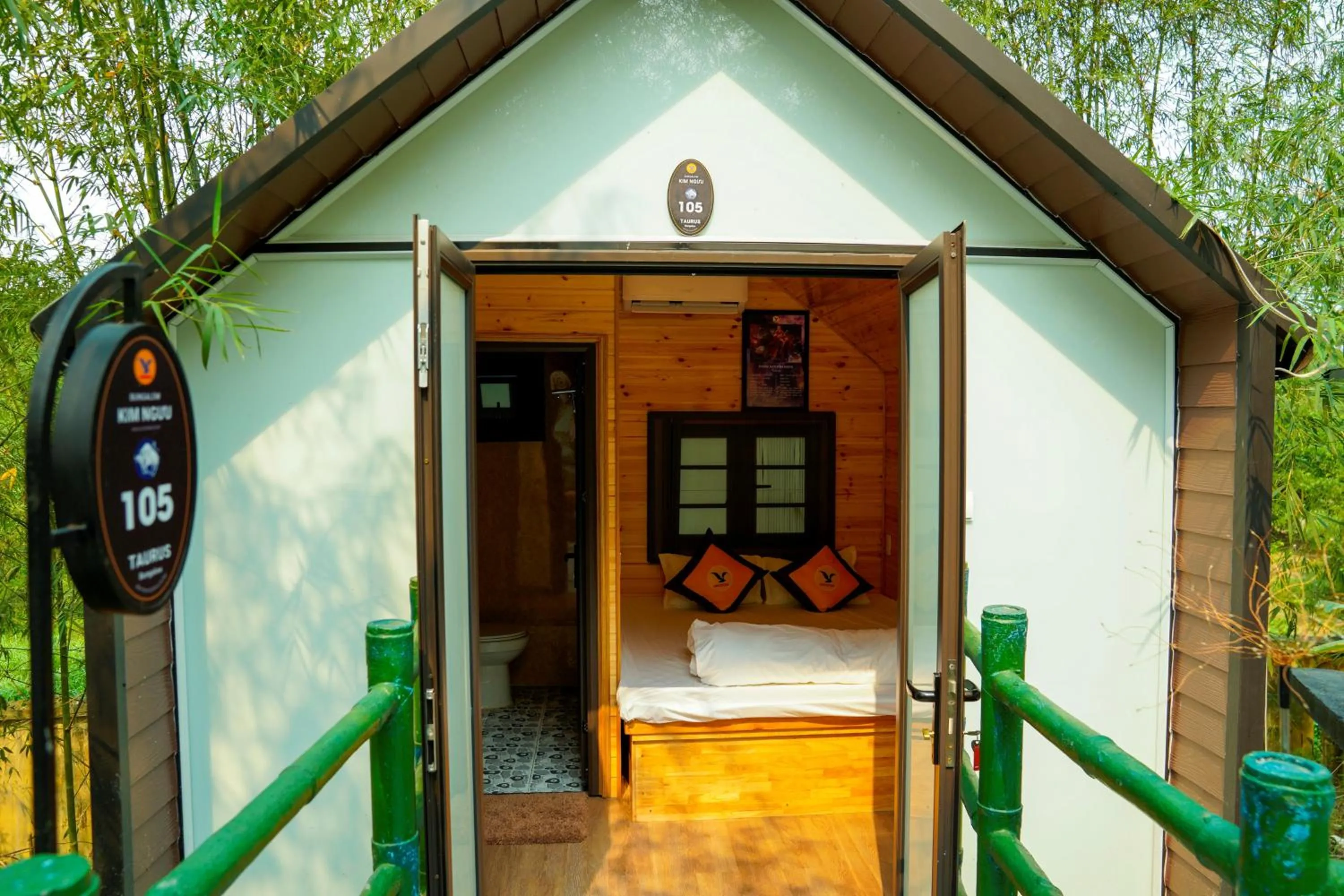 Property building in MEDDOM Park