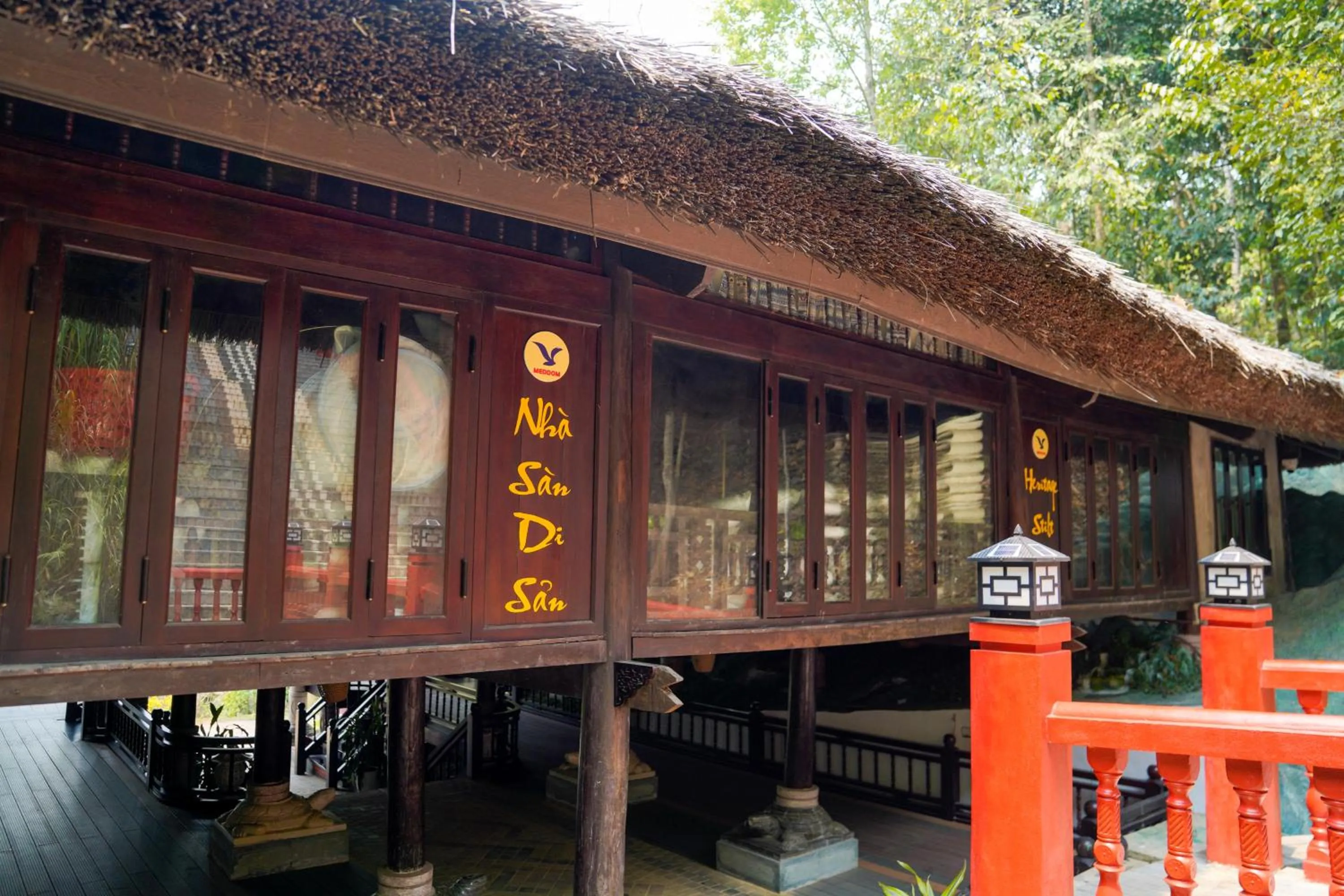 Property building in MEDDOM Park