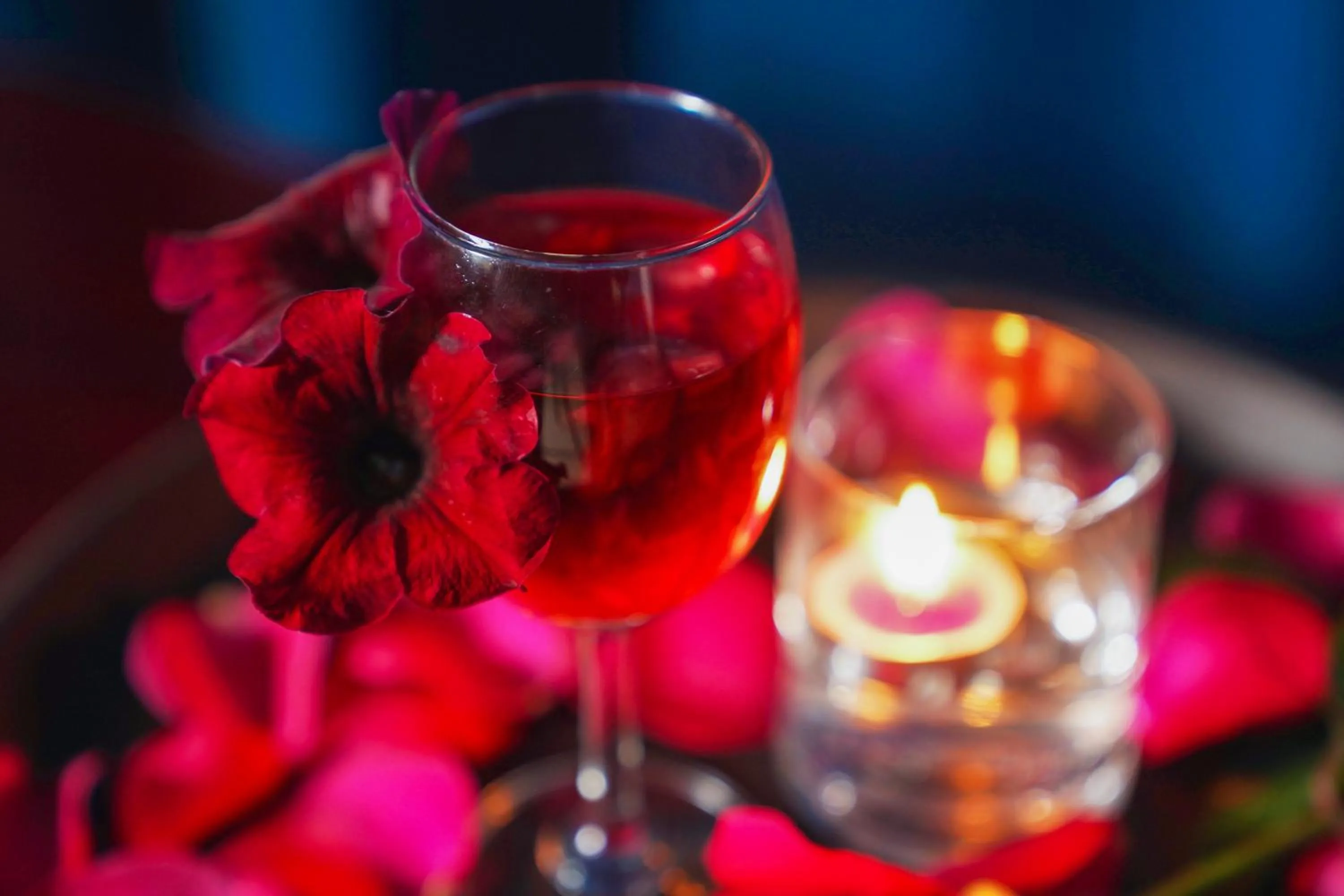 Restaurant/places to eat in MEDDOM Park