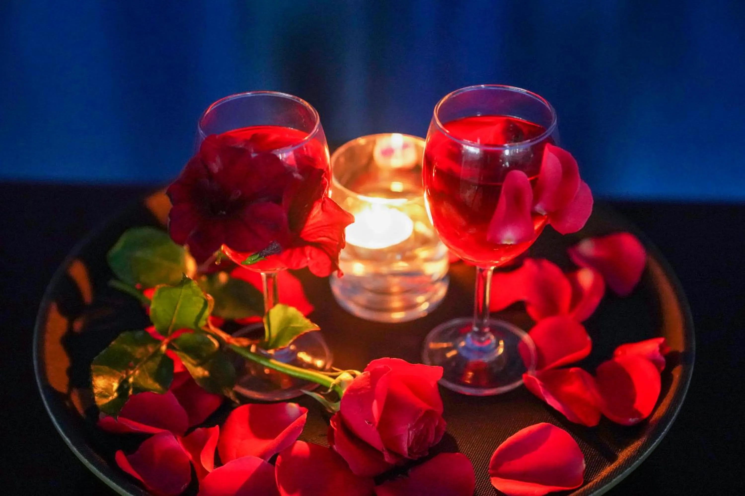 Restaurant/places to eat in MEDDOM Park