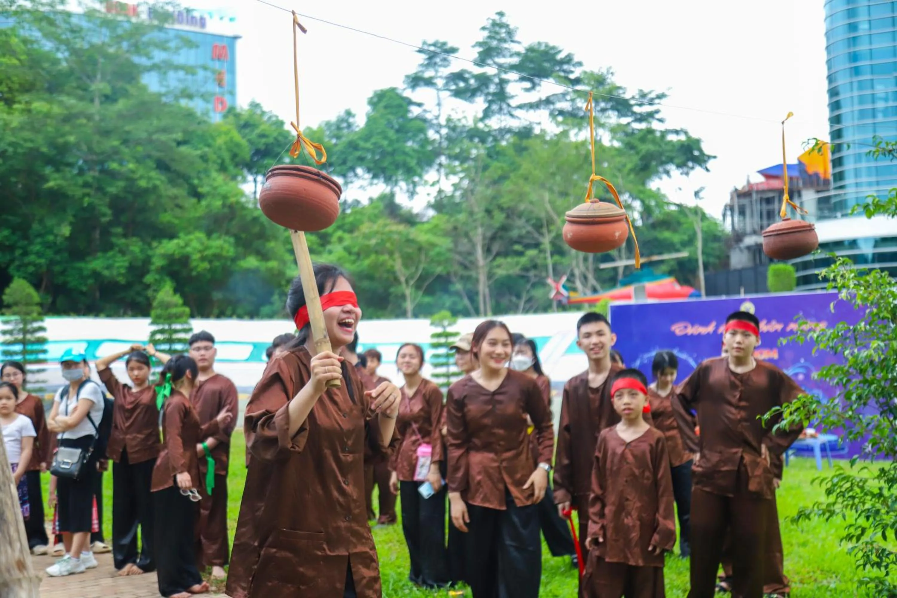 Property building in MEDDOM Park