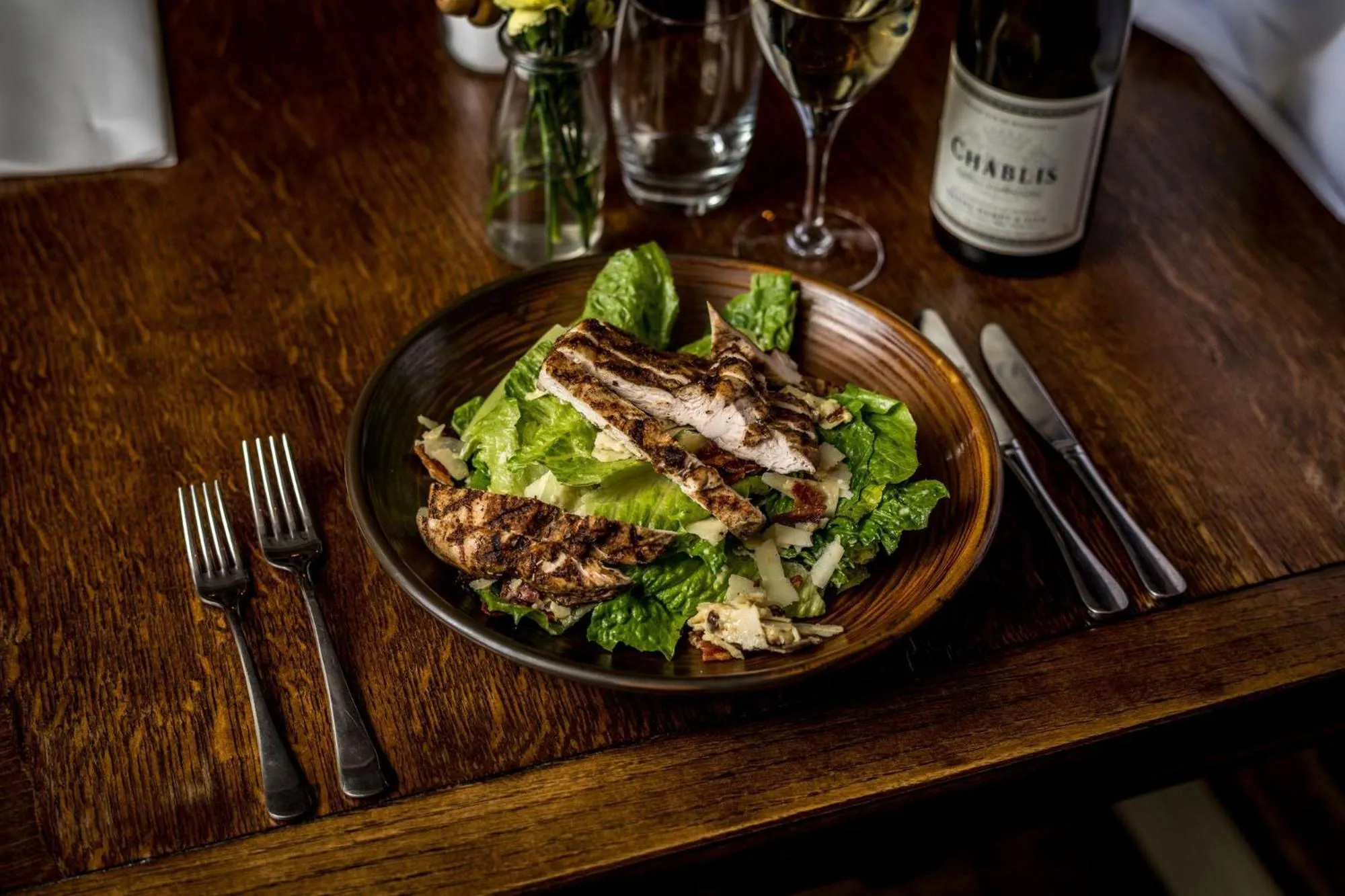 Restaurant/places to eat in The Queen's Arms