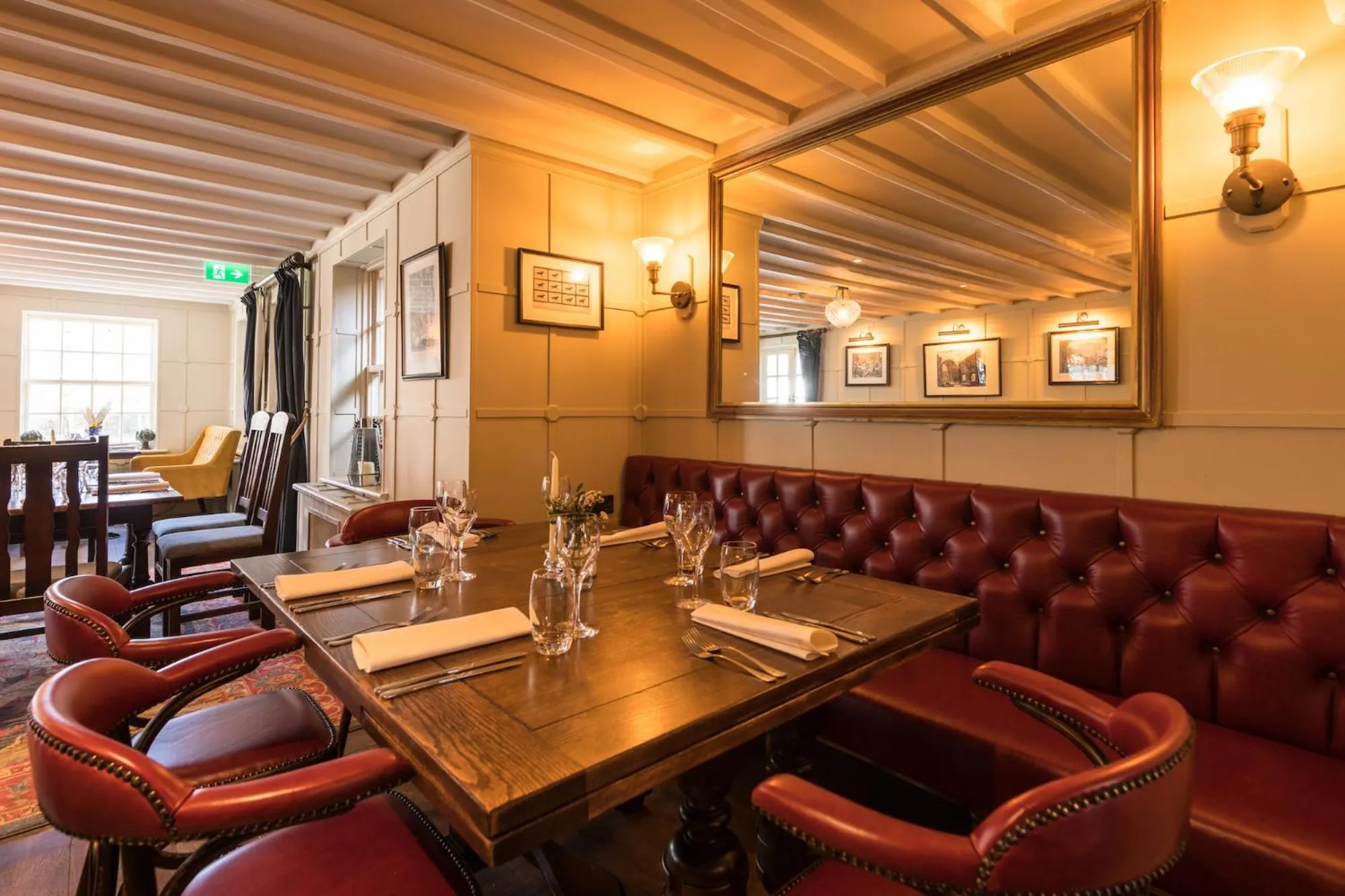 Restaurant/places to eat in The Queen's Arms