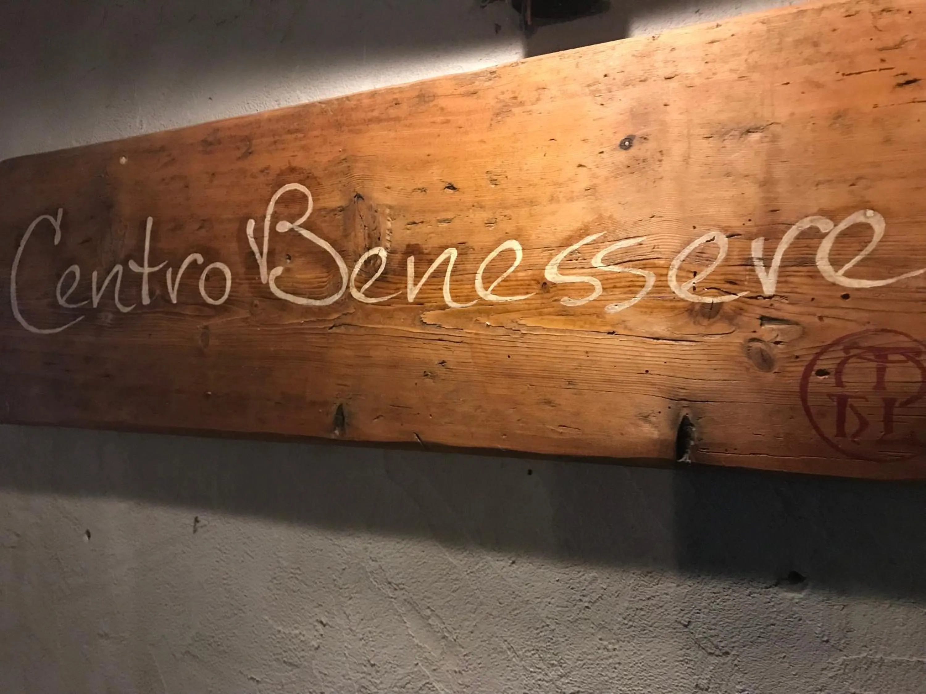 Property logo or sign in Maison Laurent