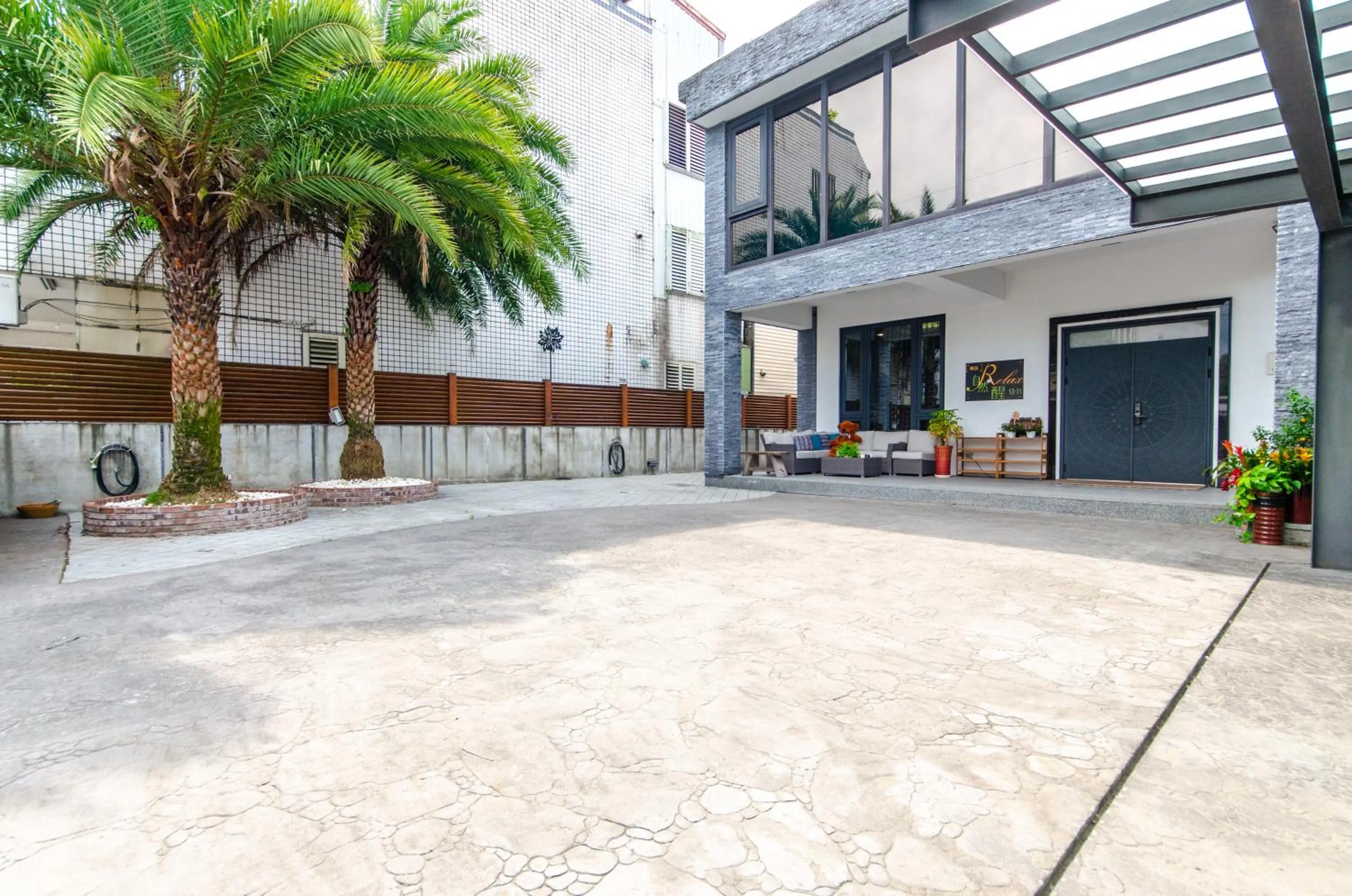 Property building in Relax BnB