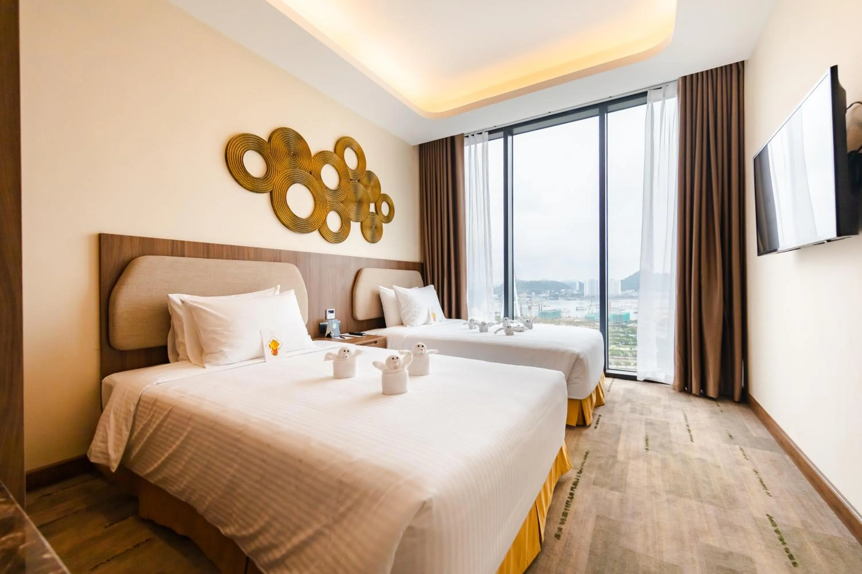 Bedroom in Muong Thanh Luxury Ha Long Centre II
