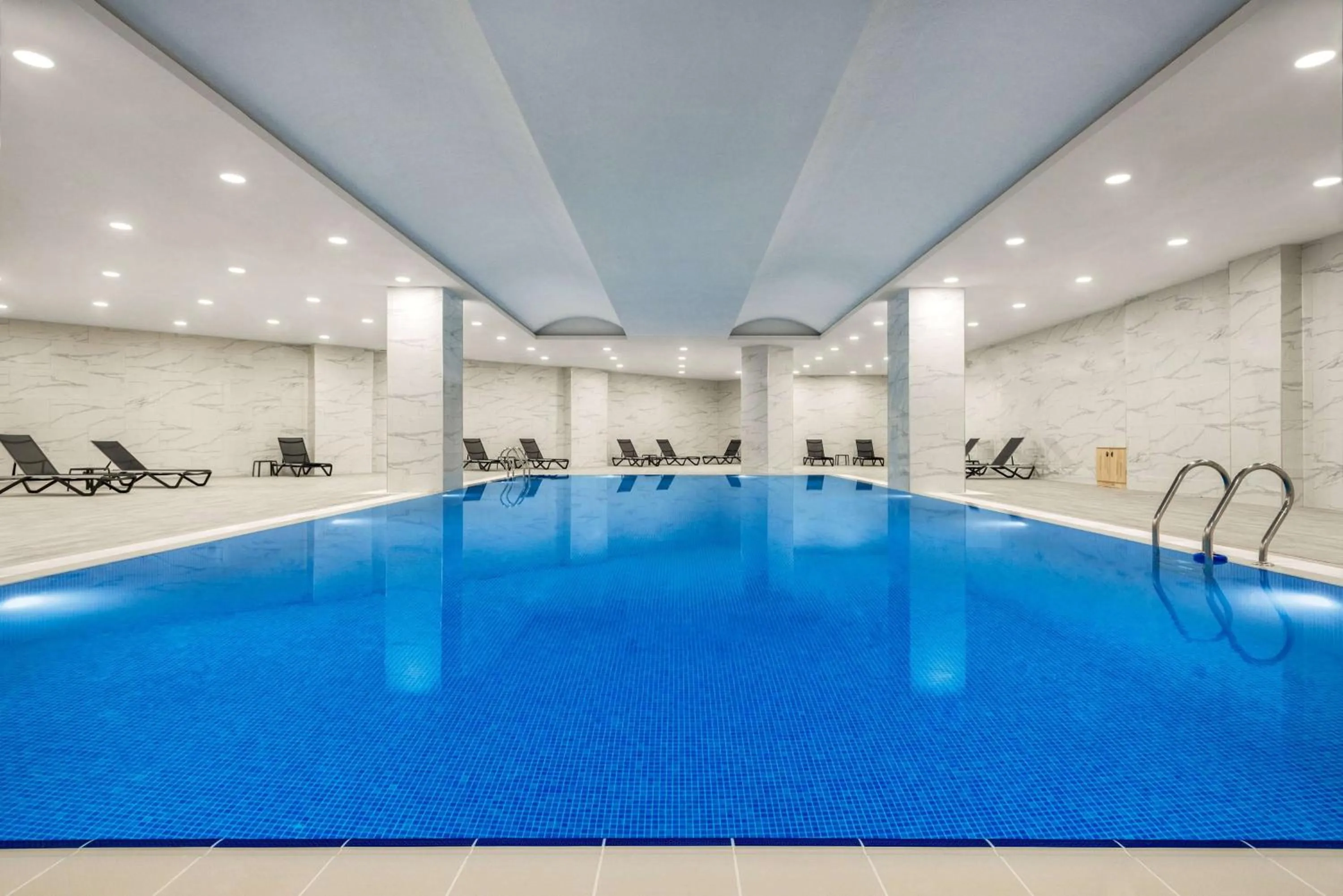 Pool view in Ramada Plaza by Wyndham Ordu