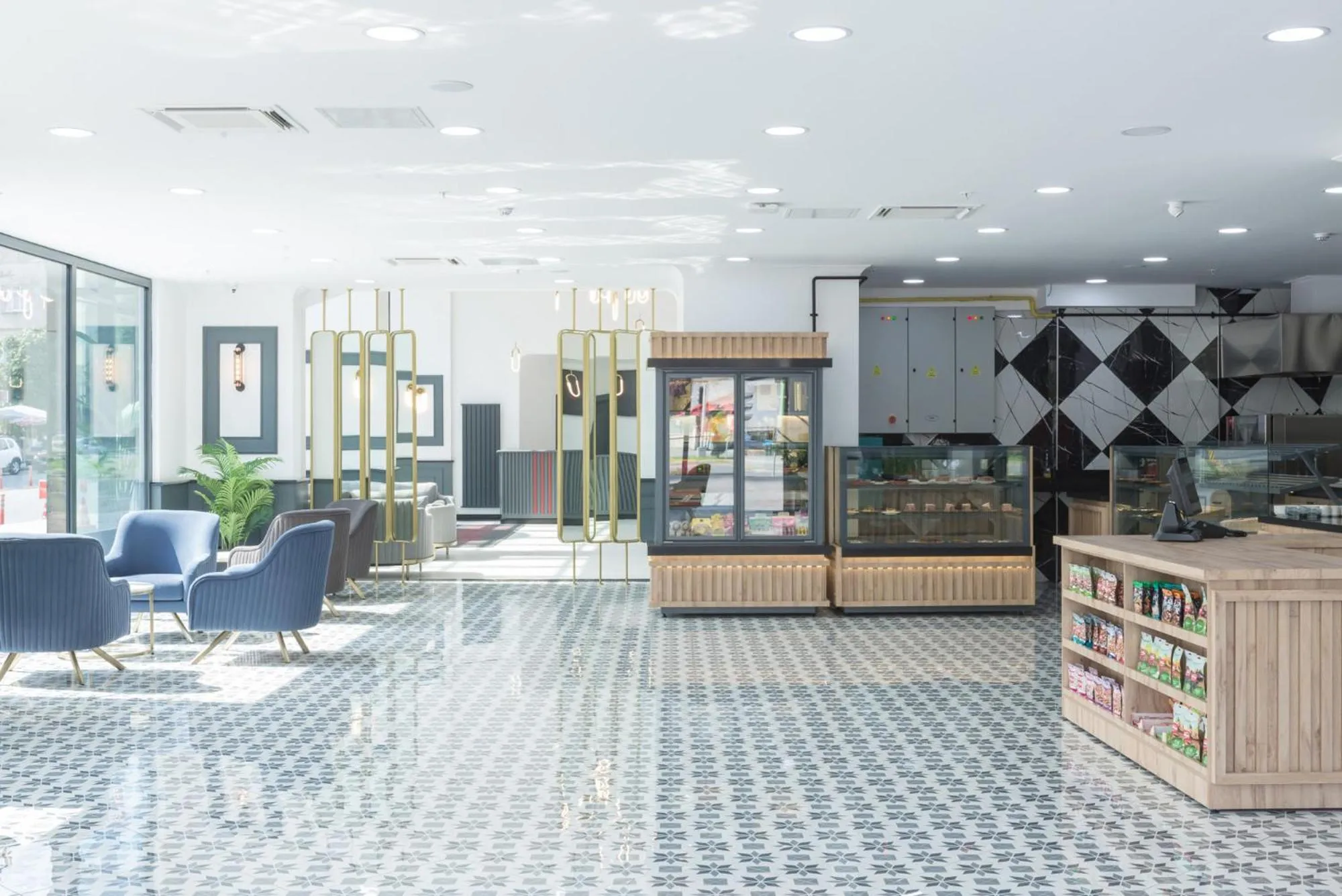 Lobby or reception in Ramada Plaza by Wyndham Ordu