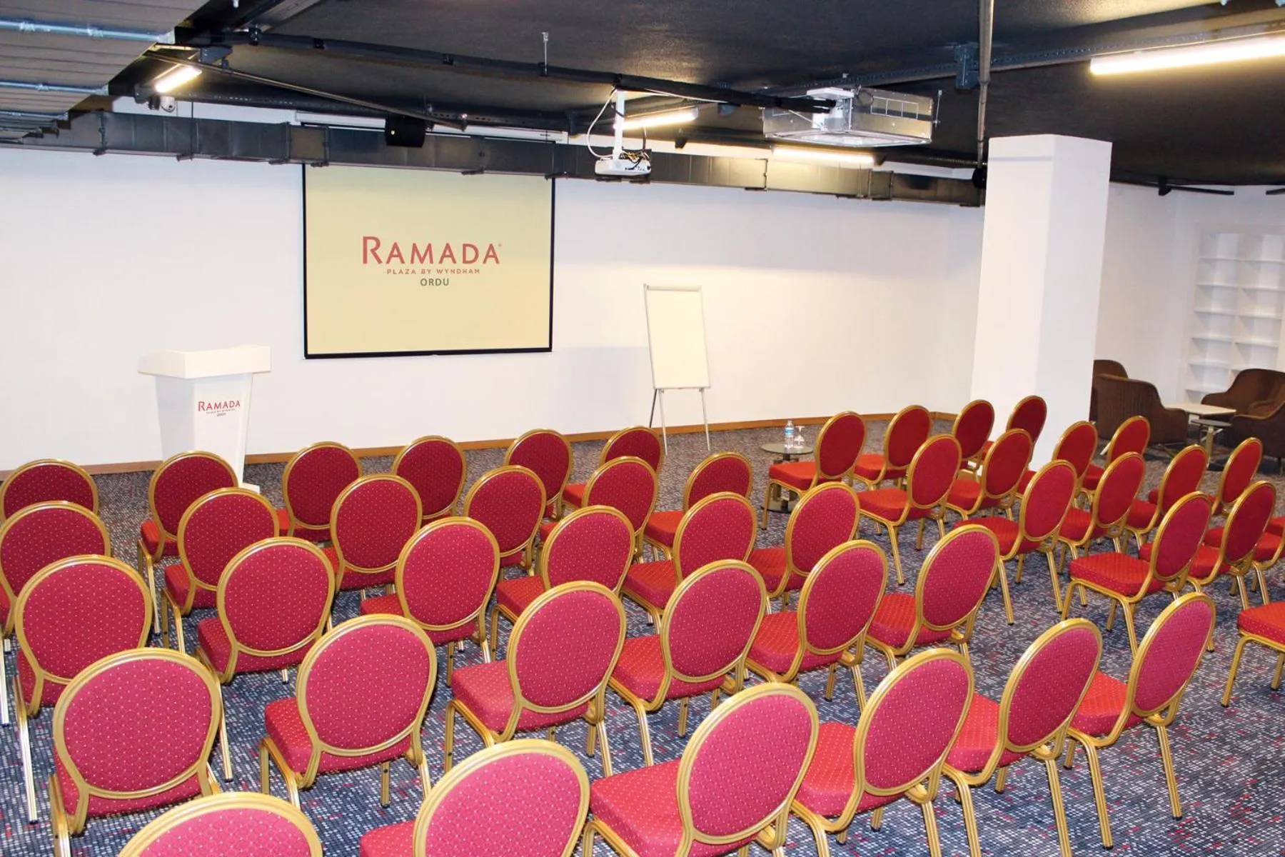 Business facilities in Ramada Plaza by Wyndham Ordu