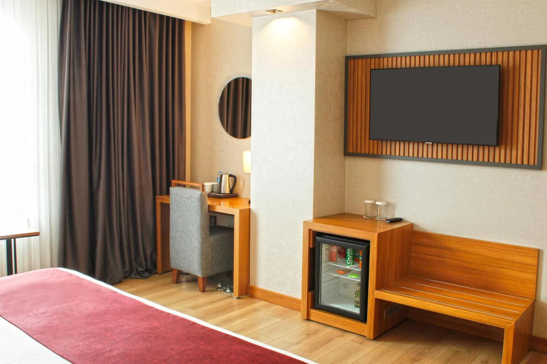 TV and multimedia, Bed in Ramada Plaza by Wyndham Ordu