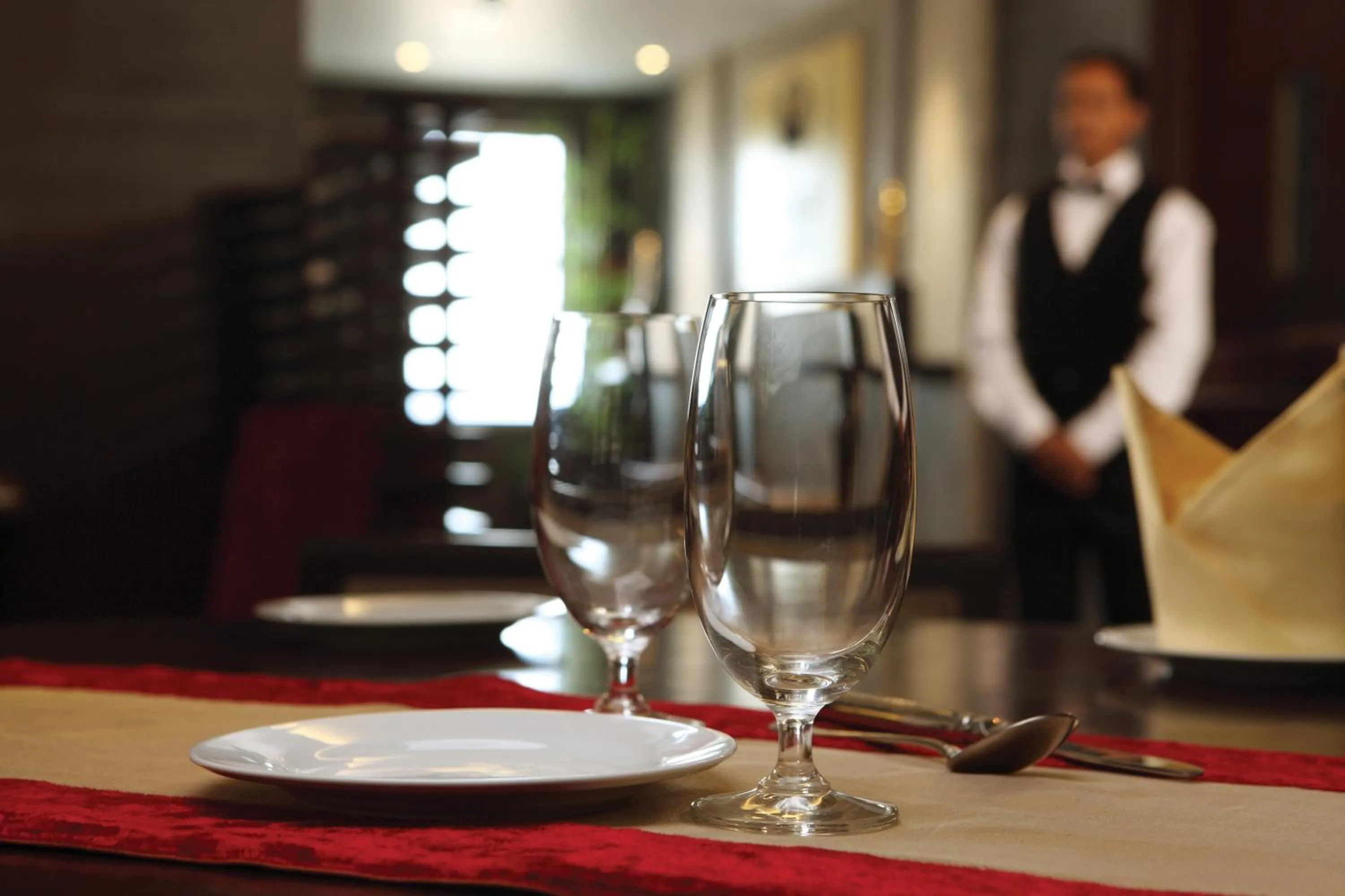 Restaurant/places to eat in Hotel Vrisa