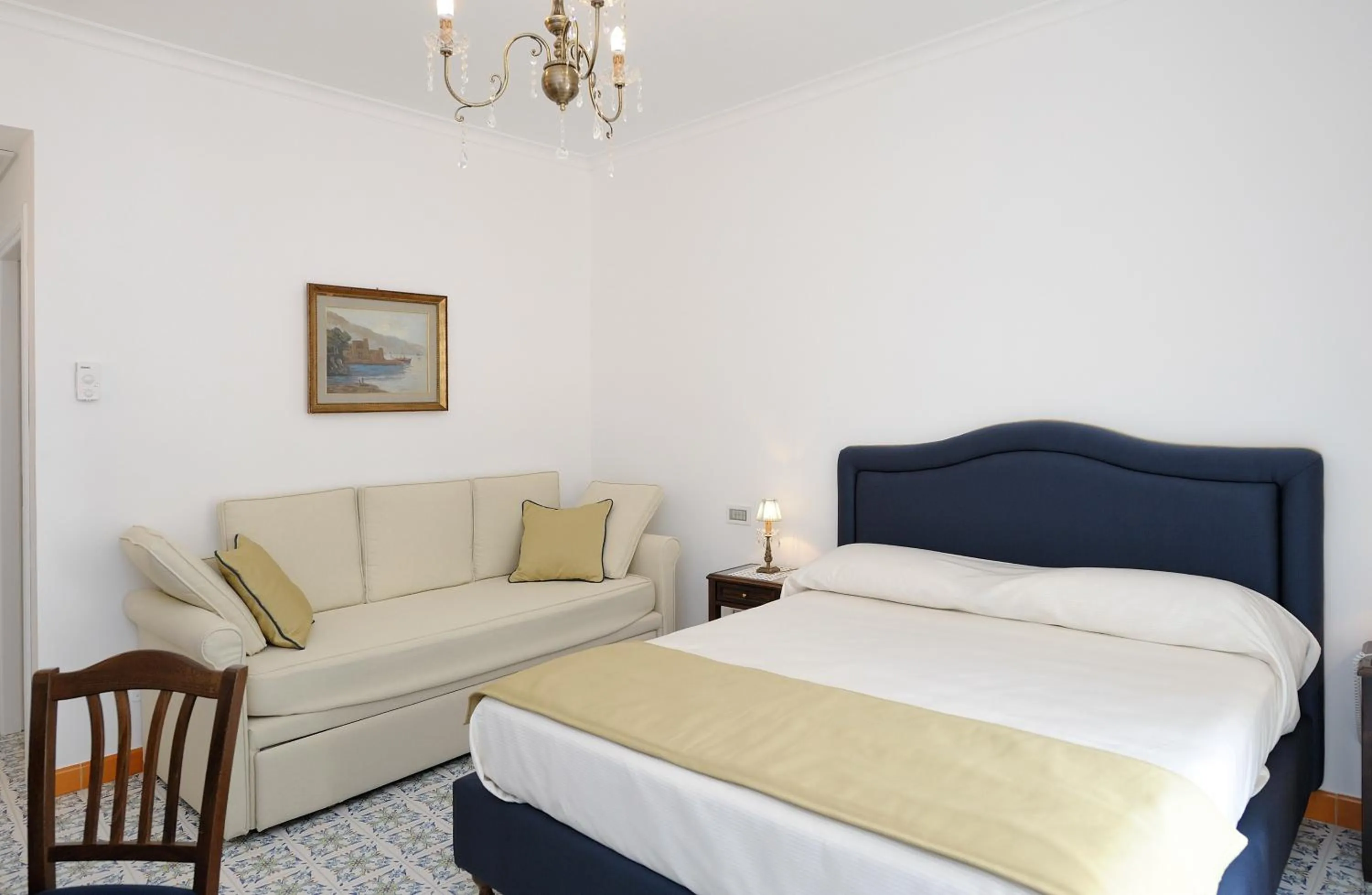 Photo of the whole room, Bed in Residenza Luce