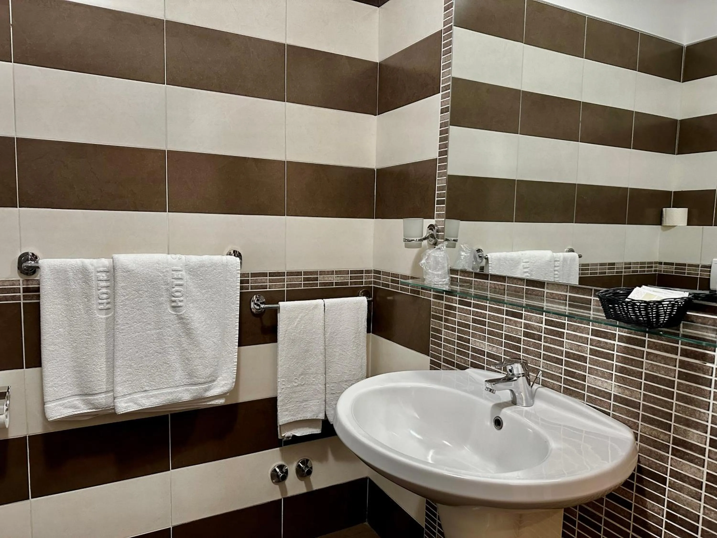 Bathroom in Hotel Soleado