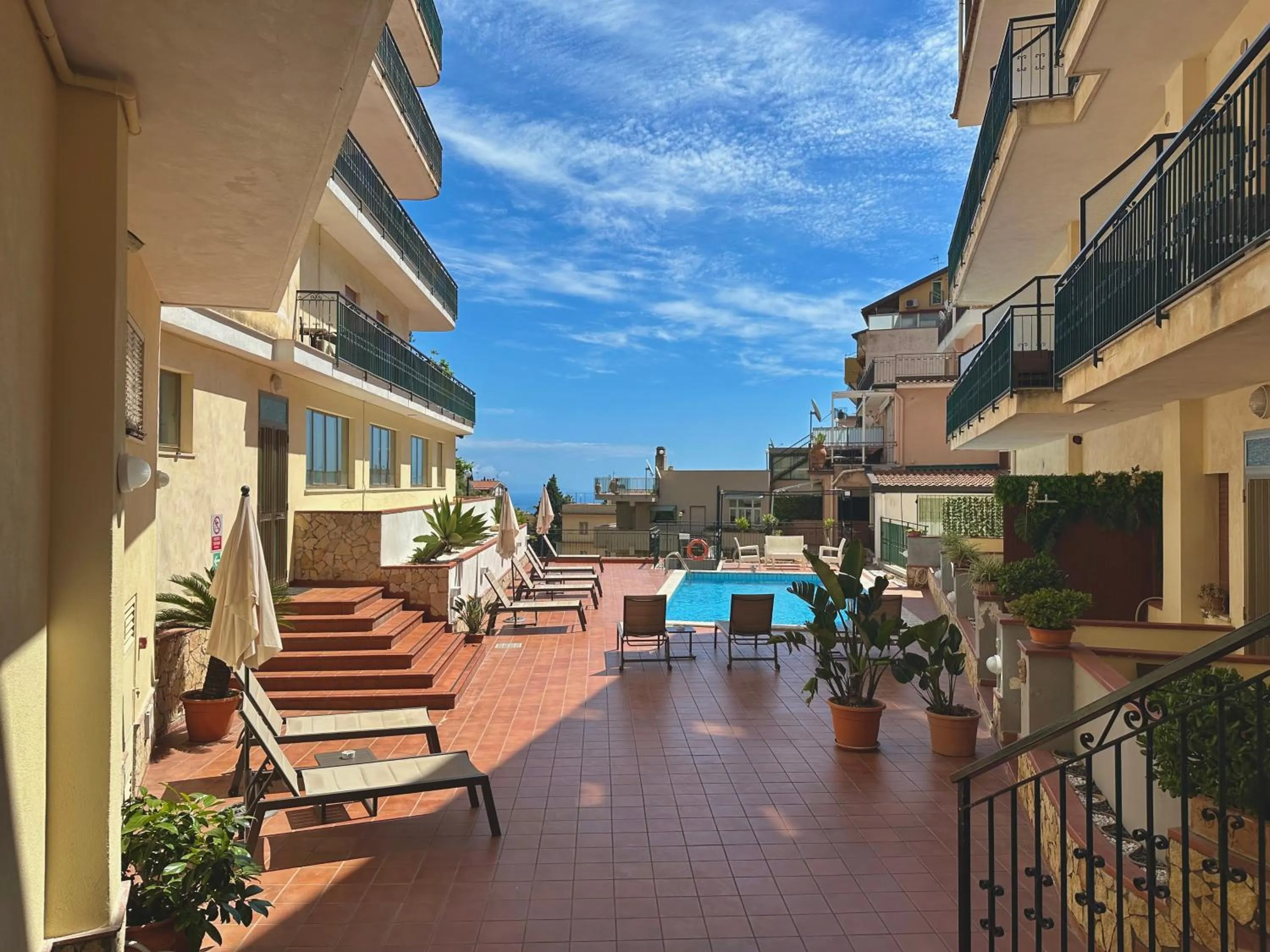 Solarium in Hotel Soleado