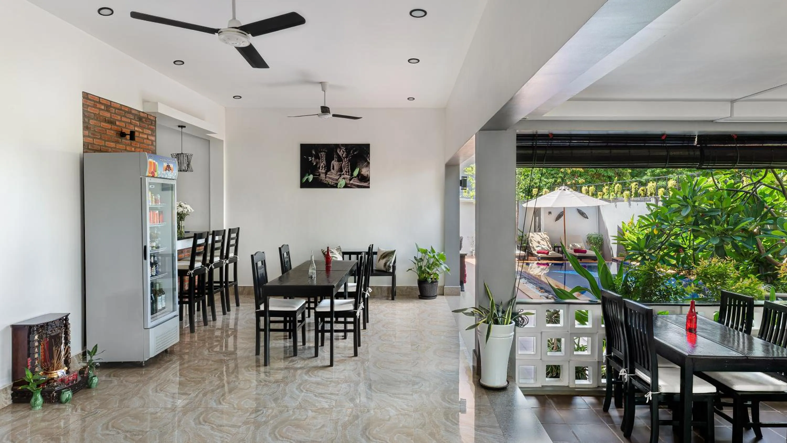 Restaurant/places to eat in Villa Agati