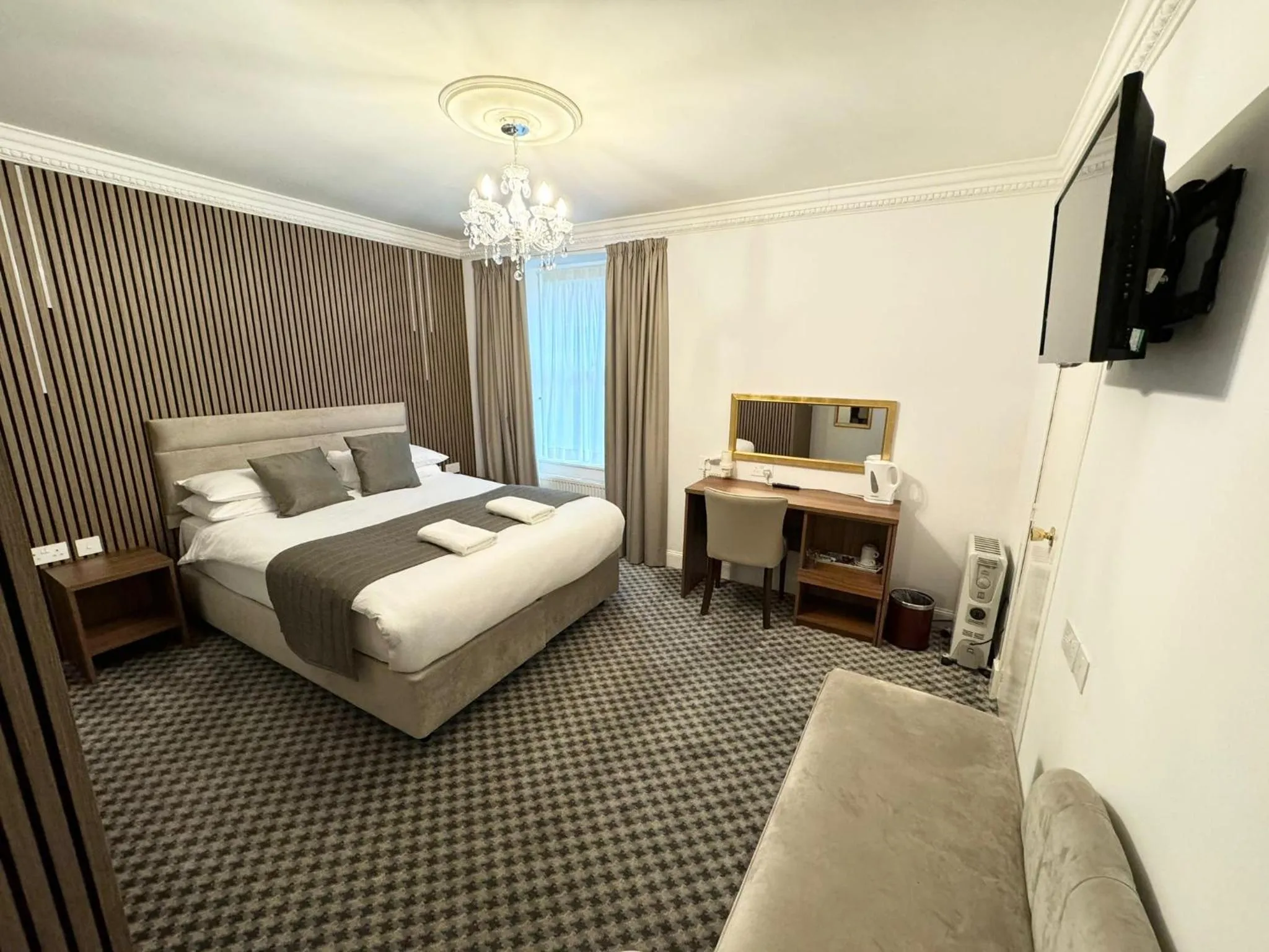 Bed in Sandyford Lodge