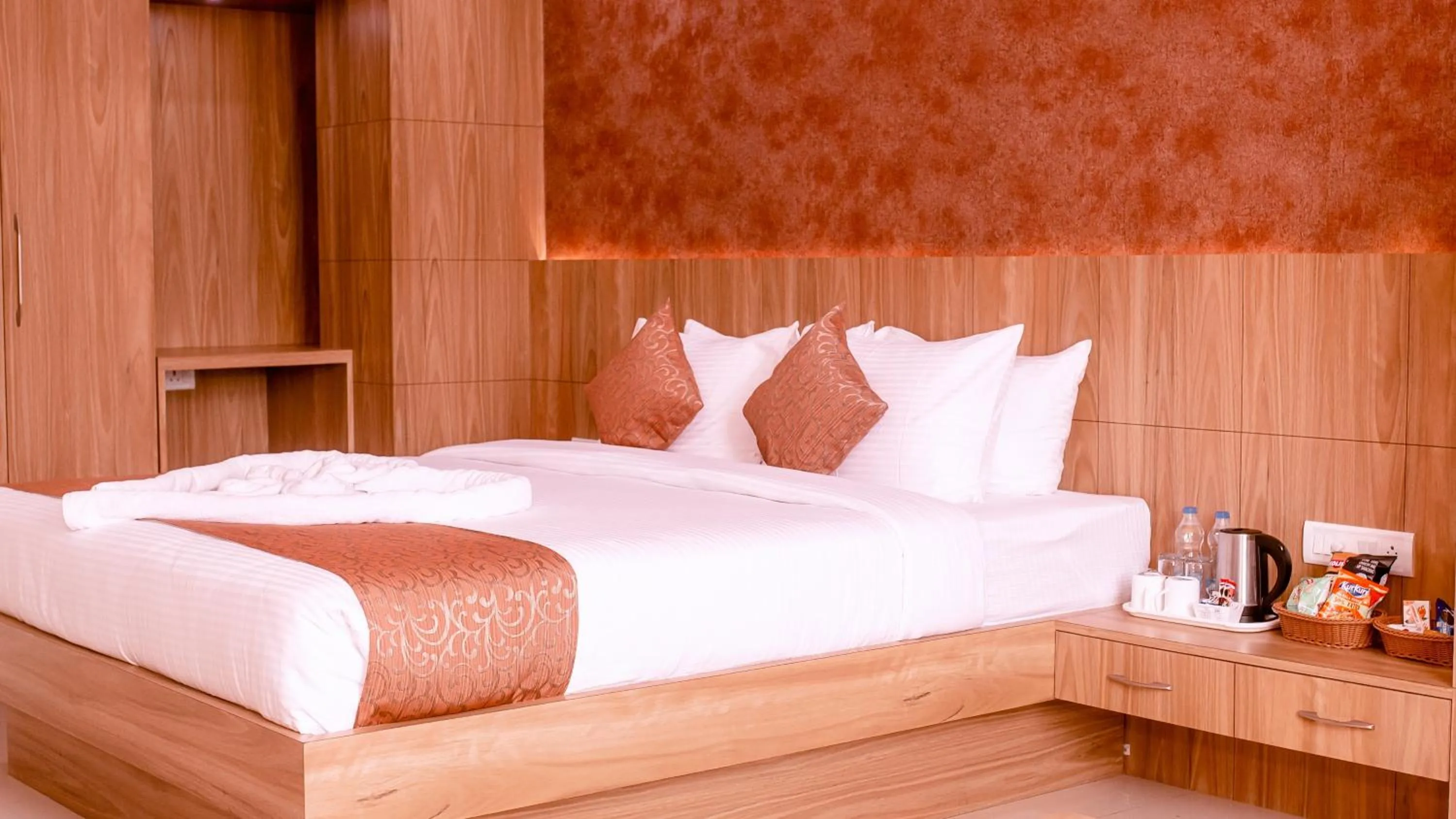 Bedroom, Bed in Hotel Teesta Stay, Rampurhat