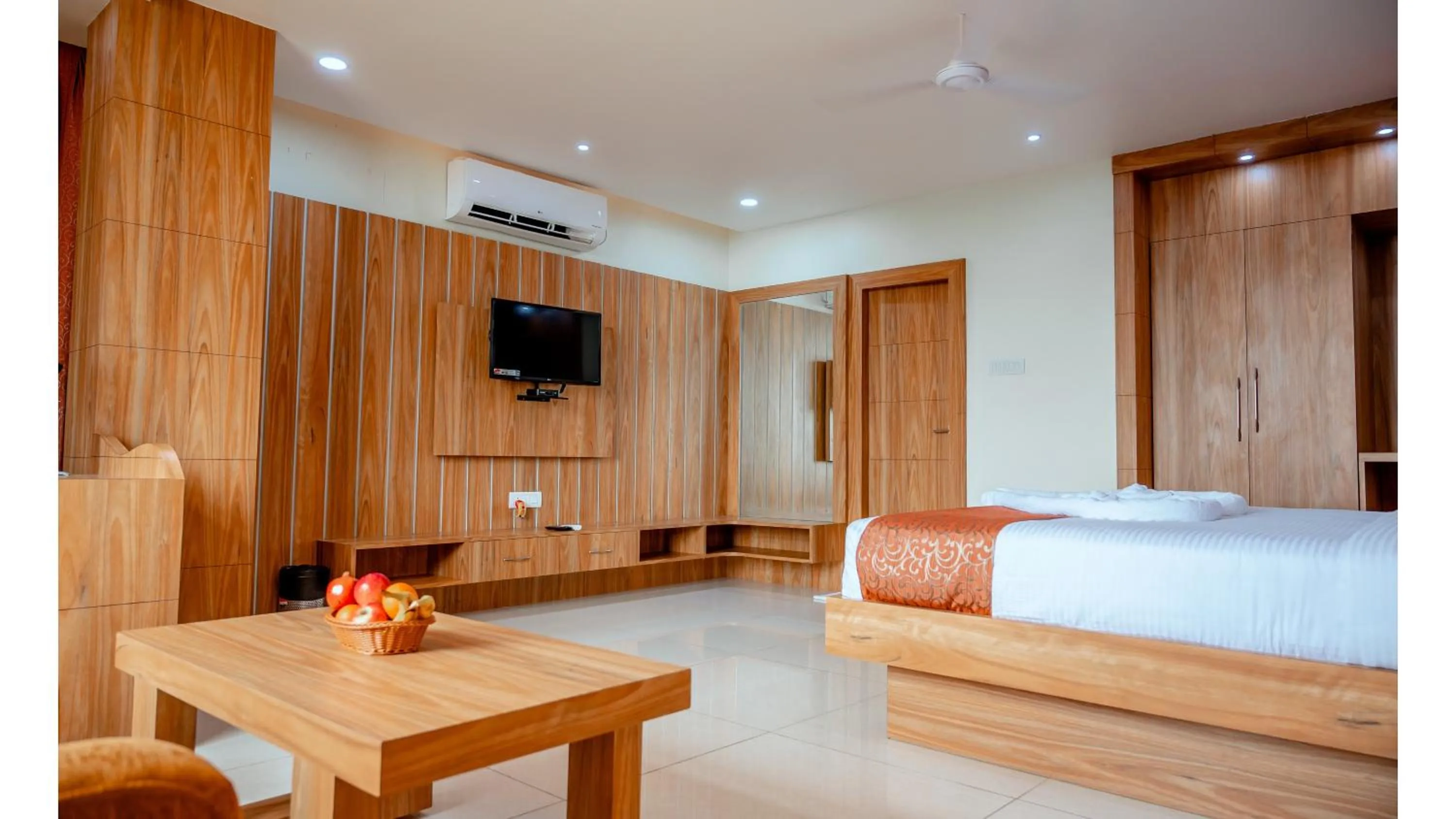 Bedroom, Bed in Hotel Teesta Stay, Rampurhat
