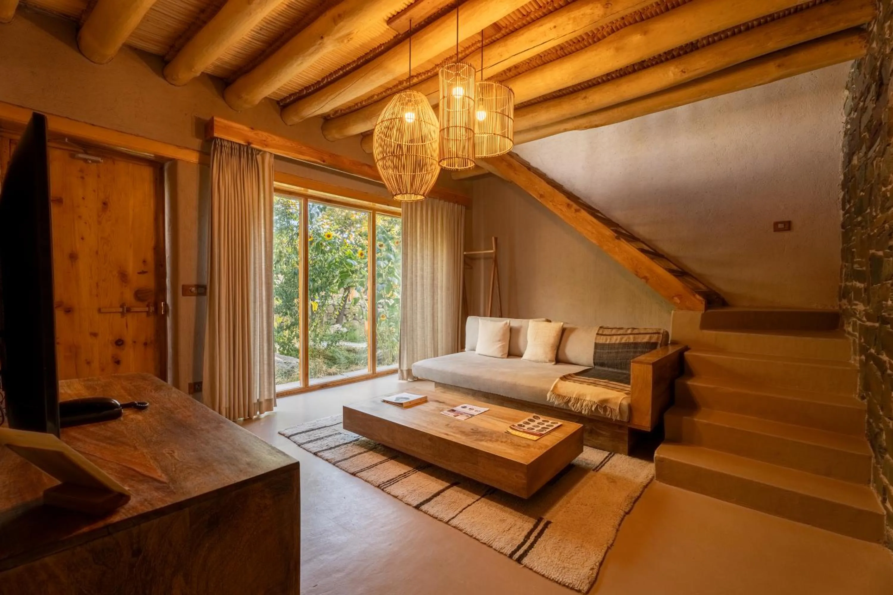 Living room, Bed in Dolkhar Resort