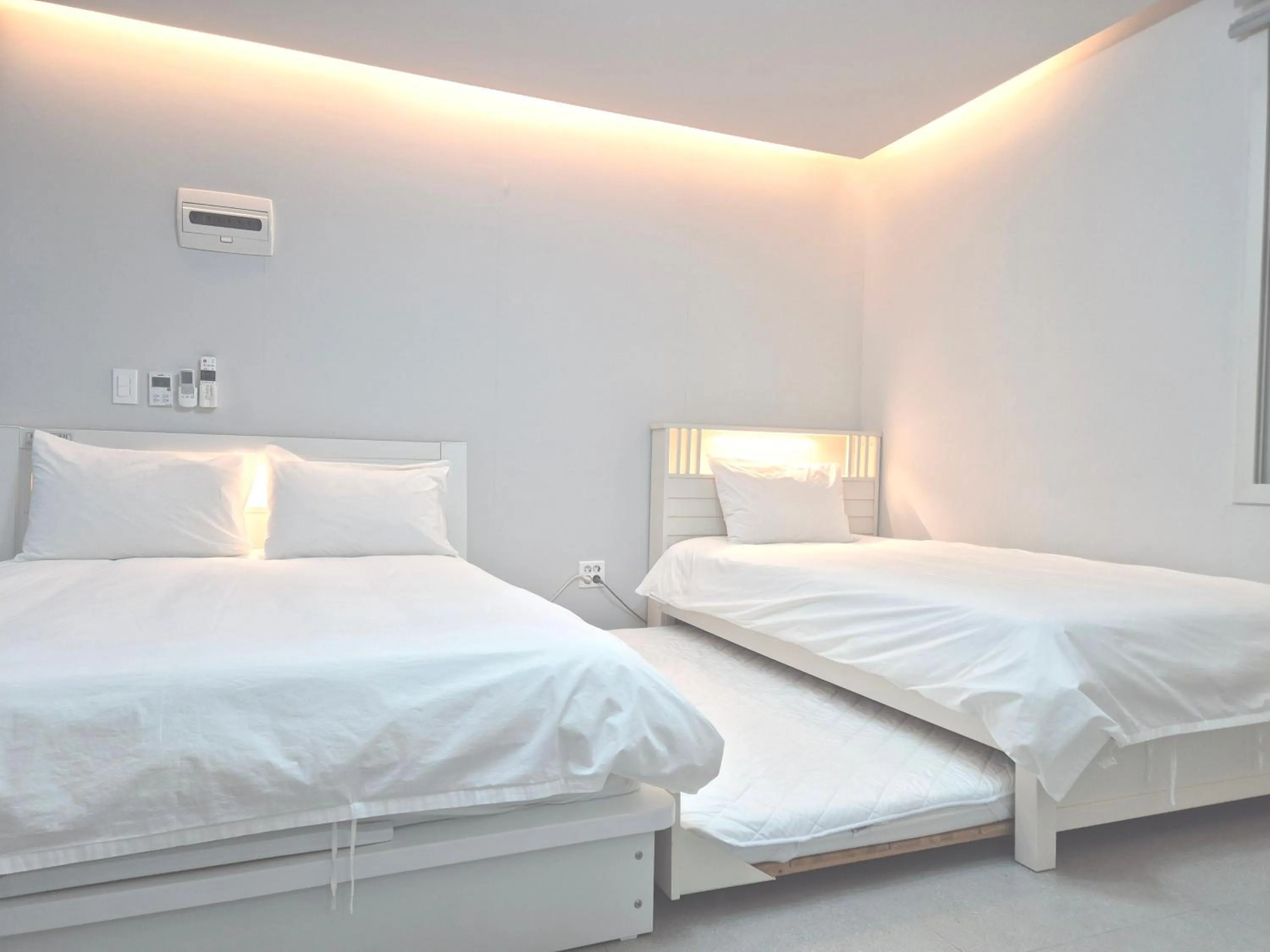 Bedroom, Bed in Liverpool & Spa