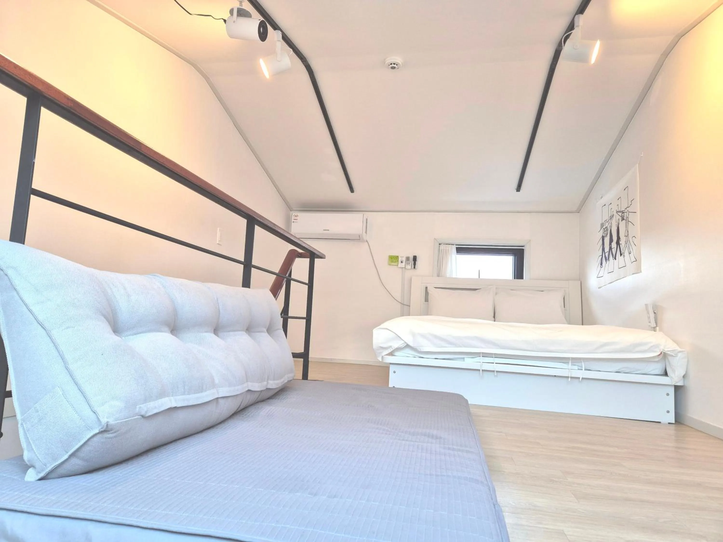 Bedroom, Bed in Liverpool & Spa