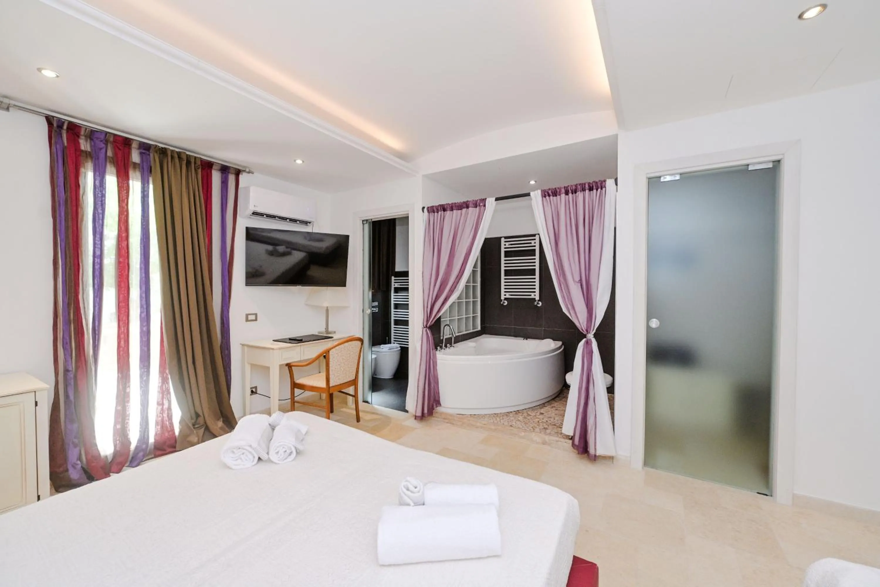 Photo of the whole room, Bed in Relais Porta del Sud