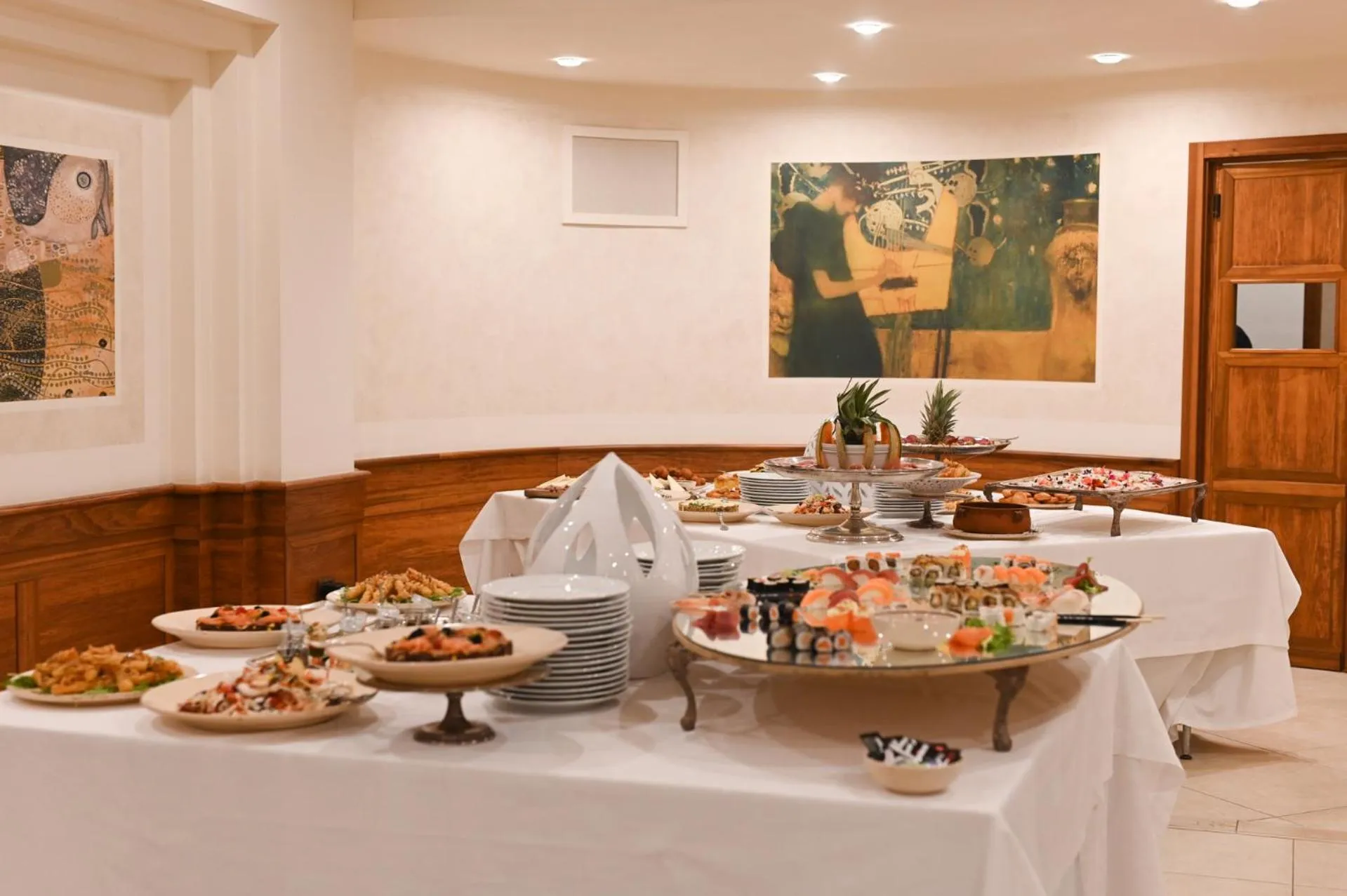 Restaurant/places to eat in Relais Porta del Sud