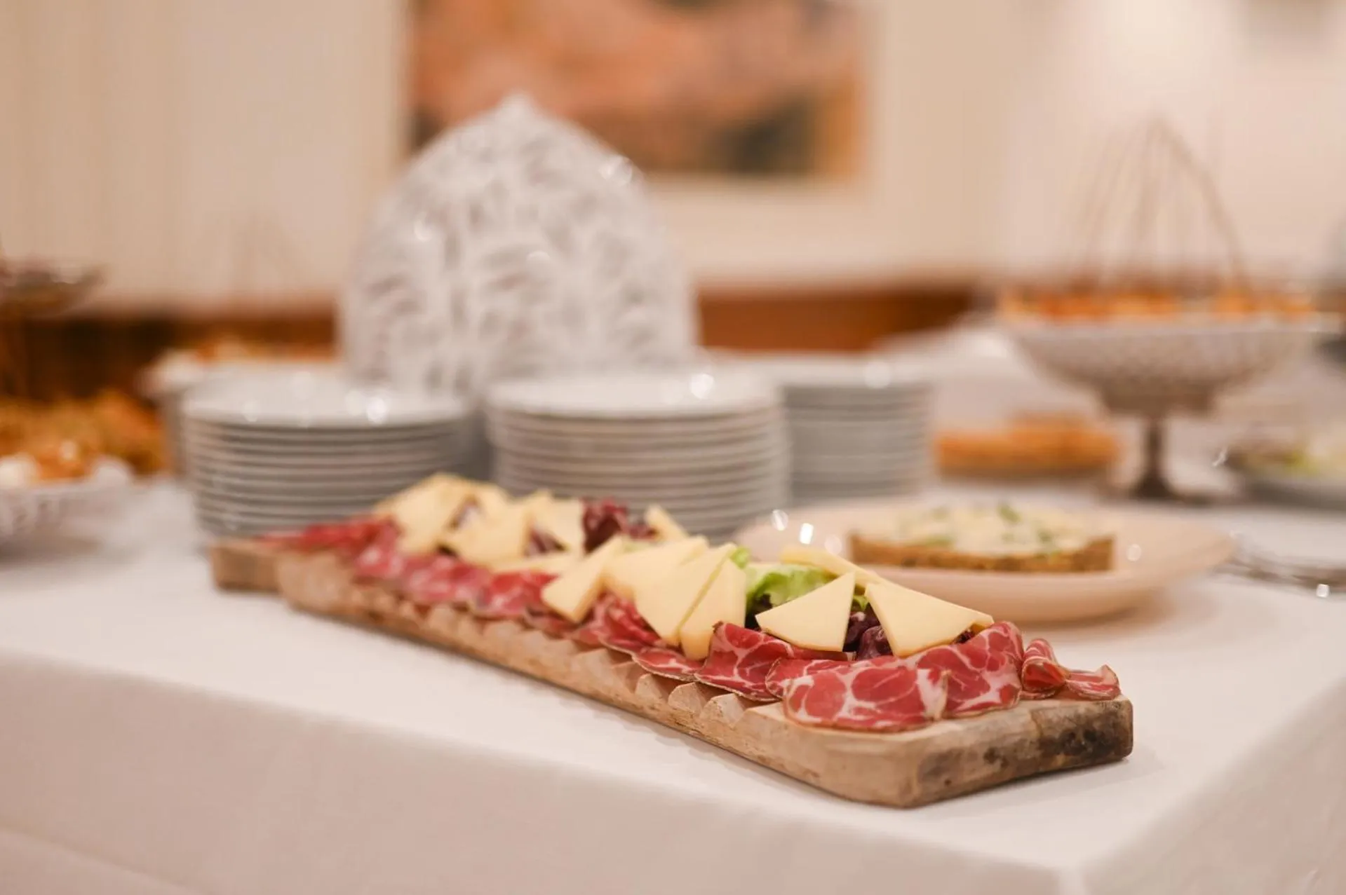 Restaurant/places to eat in Relais Porta del Sud