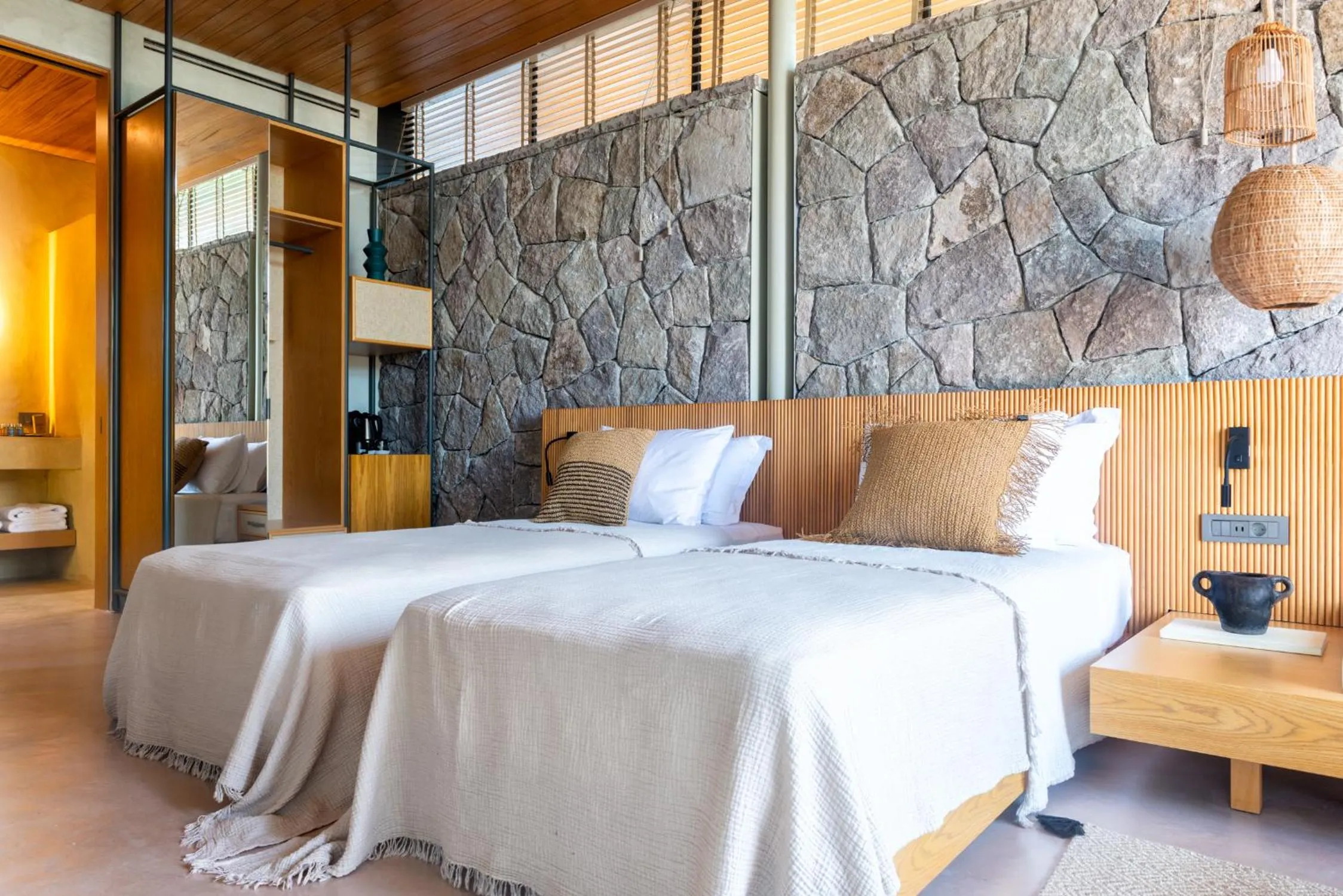 Bed in Birdcage 33 Hotel - Adult Only