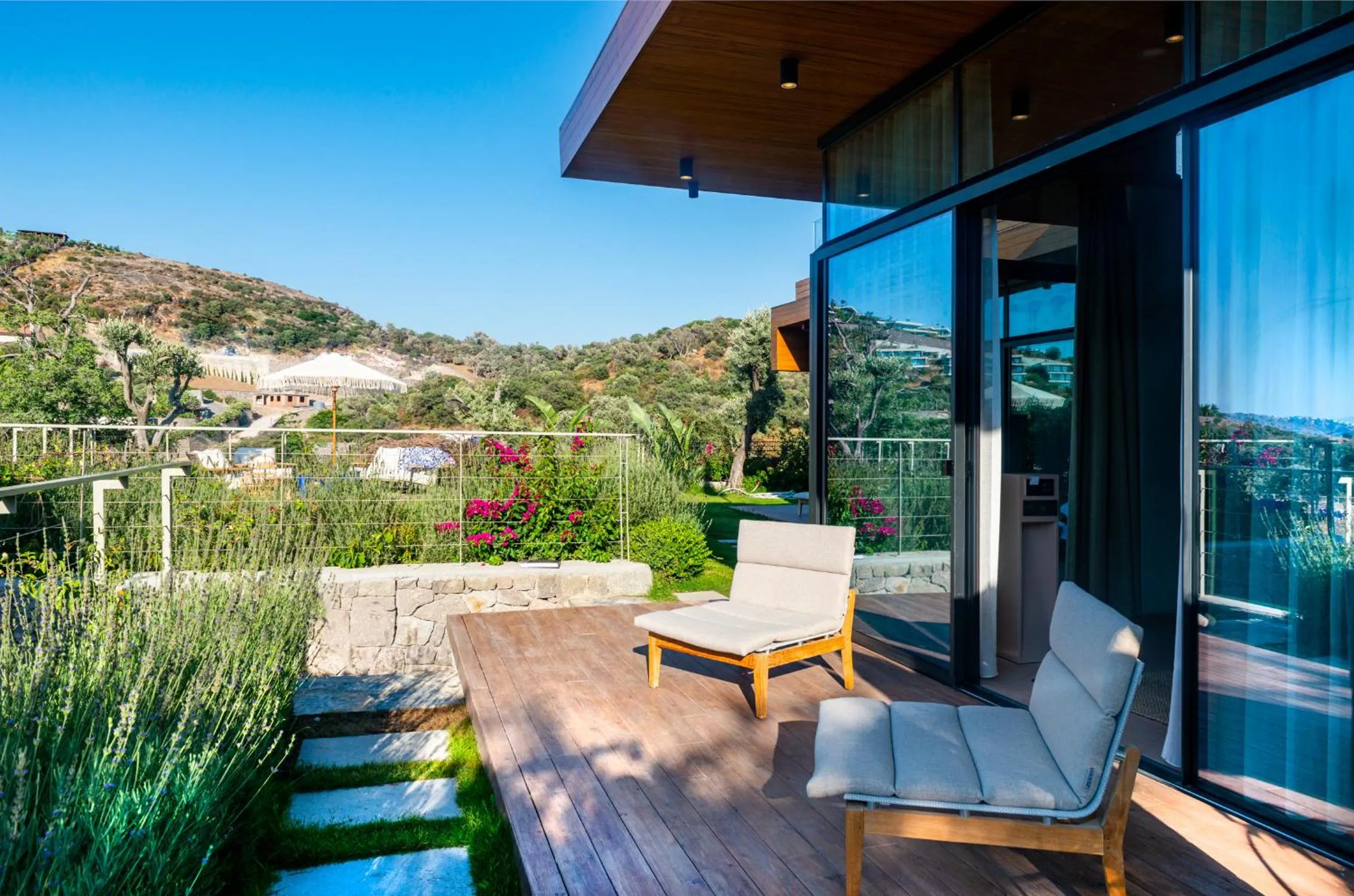 Seating area in Birdcage 33 Hotel - Adult Only