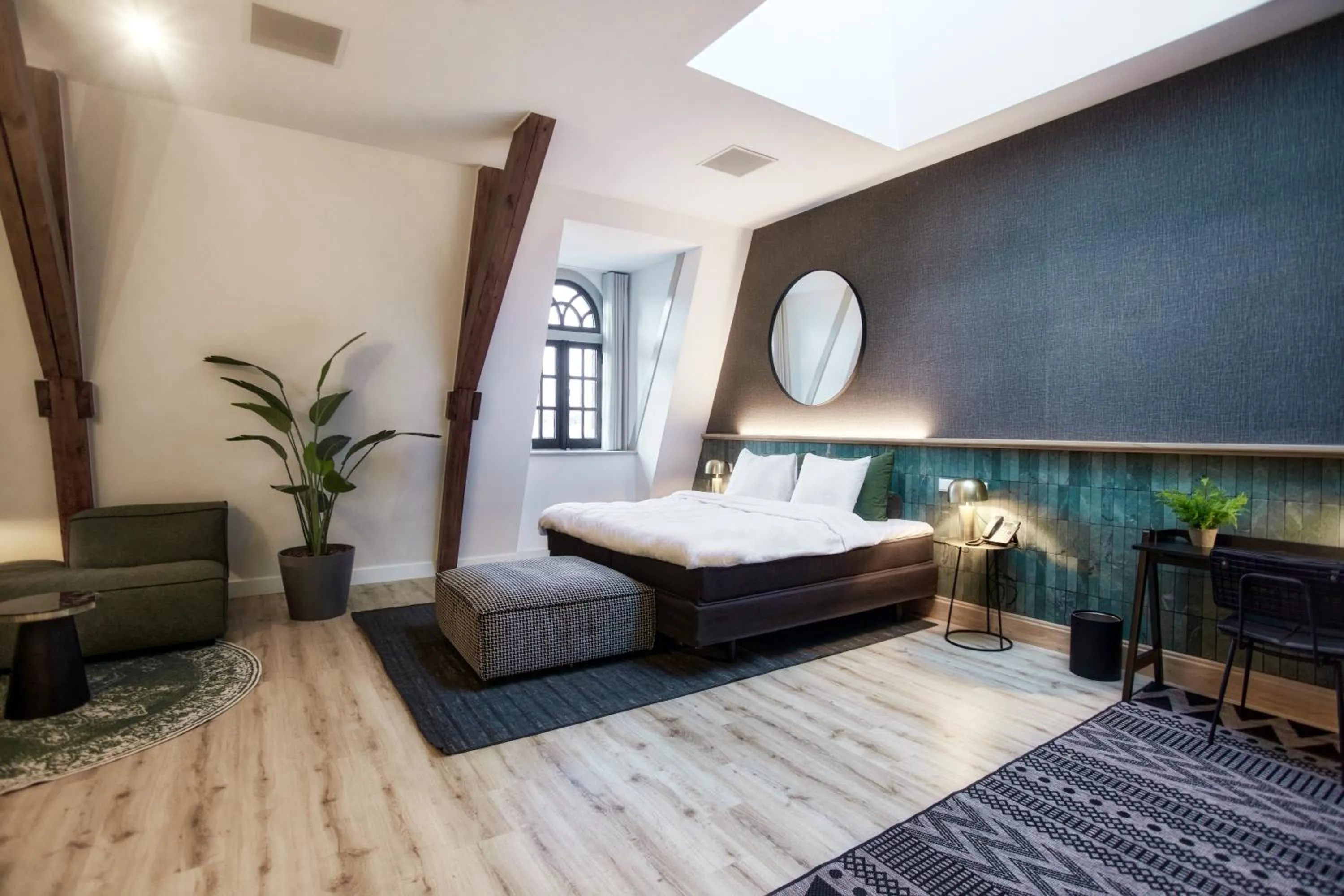 Bedroom, Bed in Hotel Botanique Breda