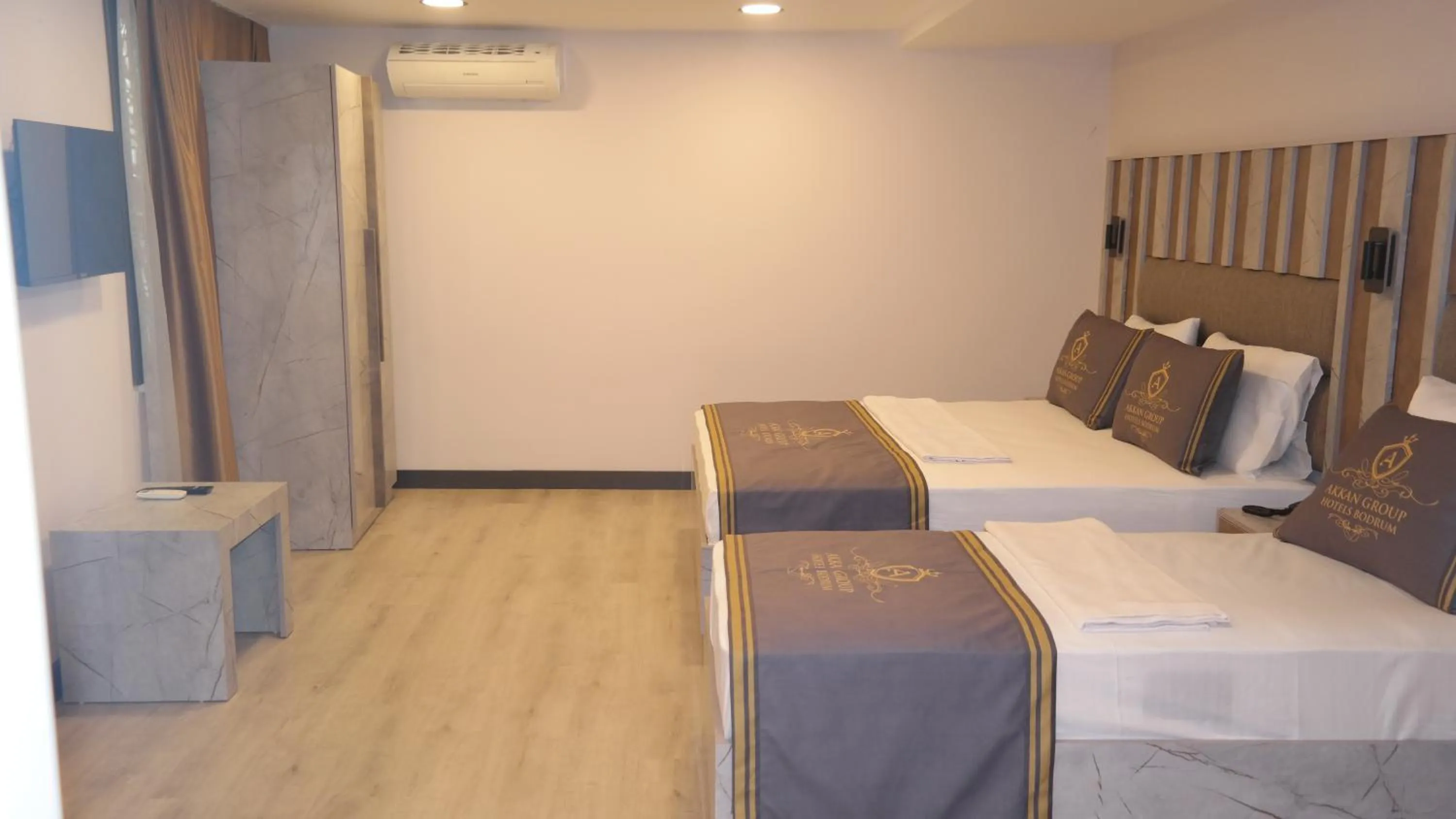 Photo of the whole room, Bed in ByAKKAN HOTEL