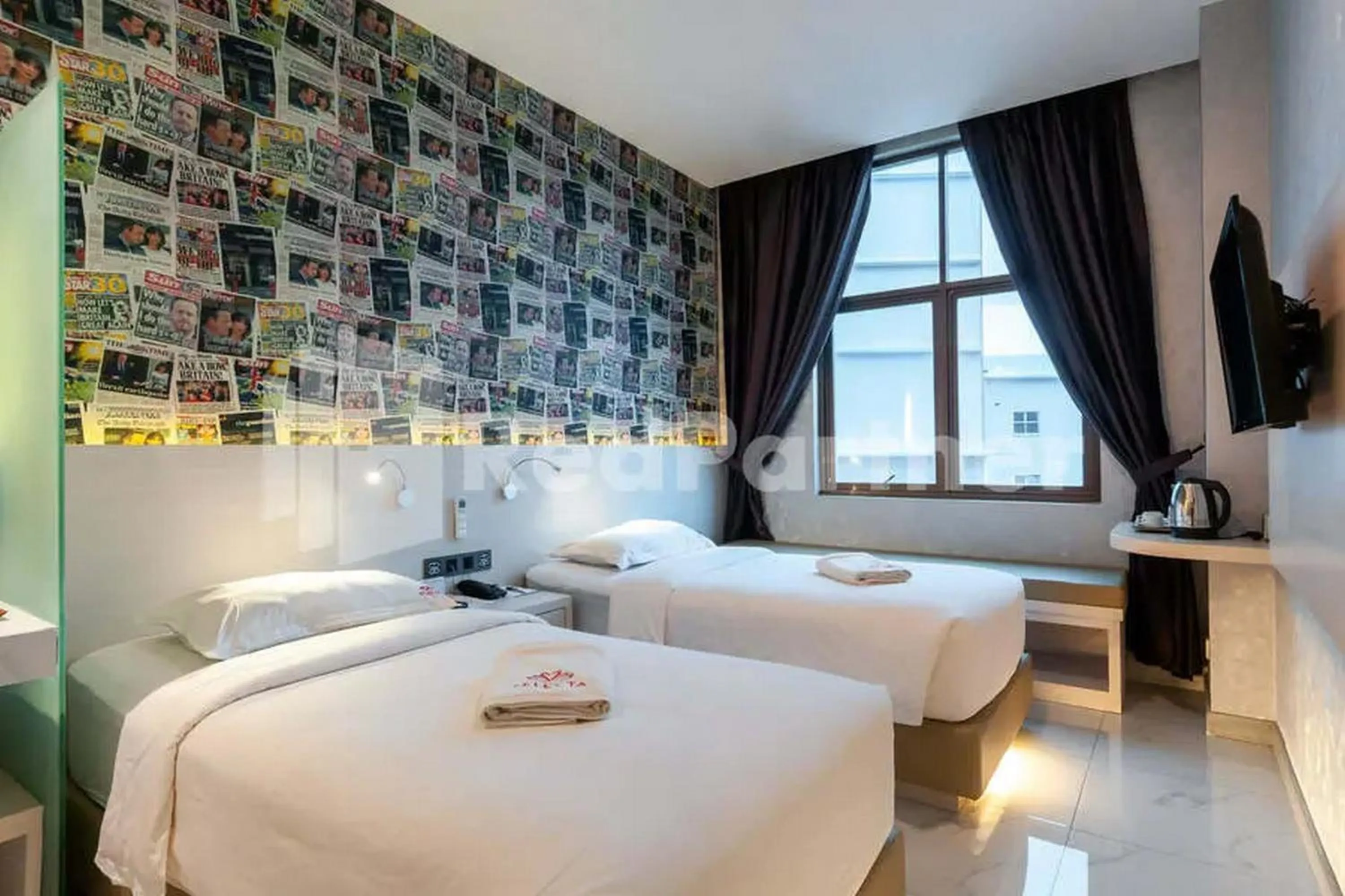 Bedroom, Bed in Selecta Hotel Medan Petisah R Signature Mitra RedDoorz