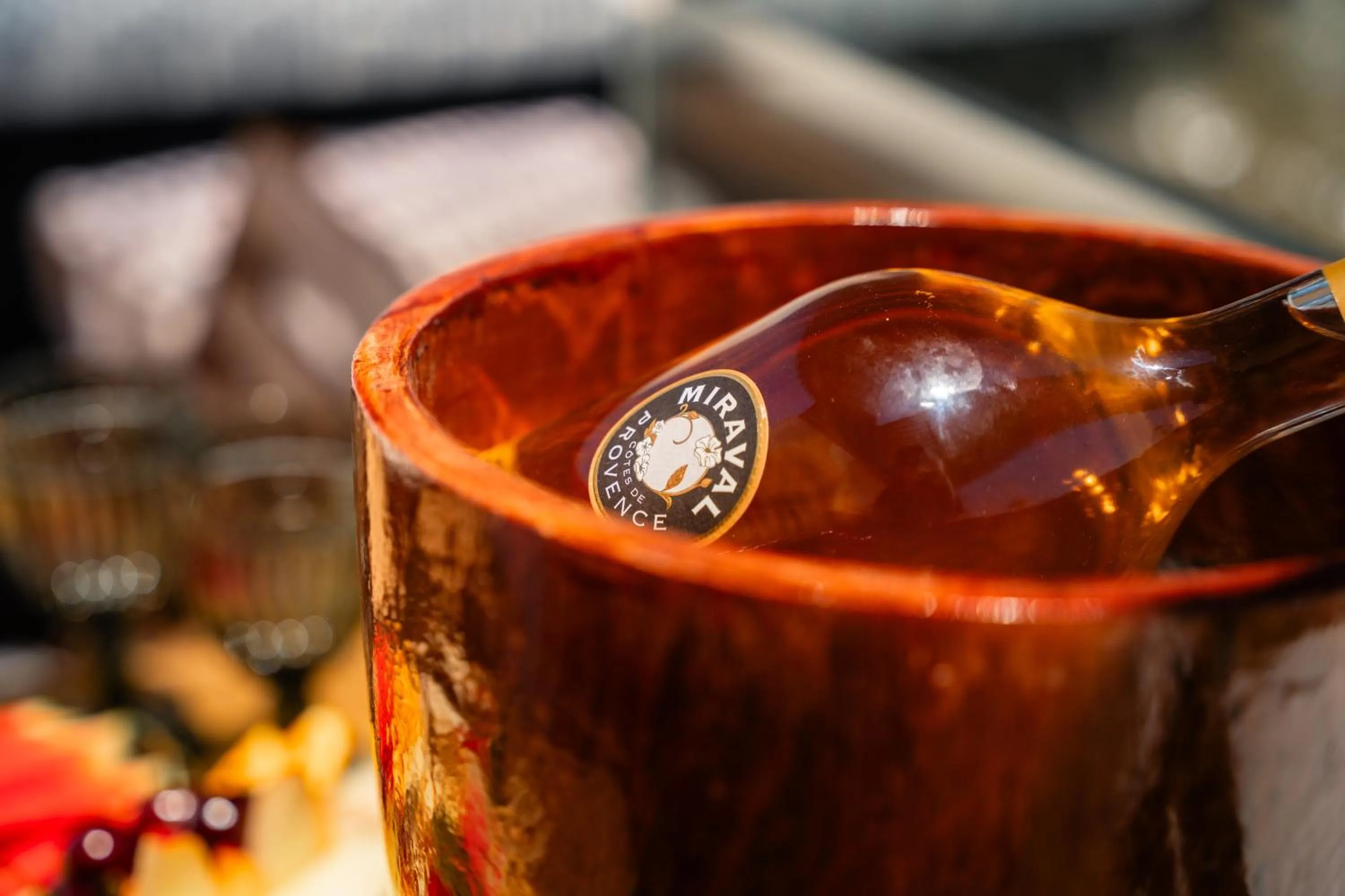 Food and drinks in Divino Suites