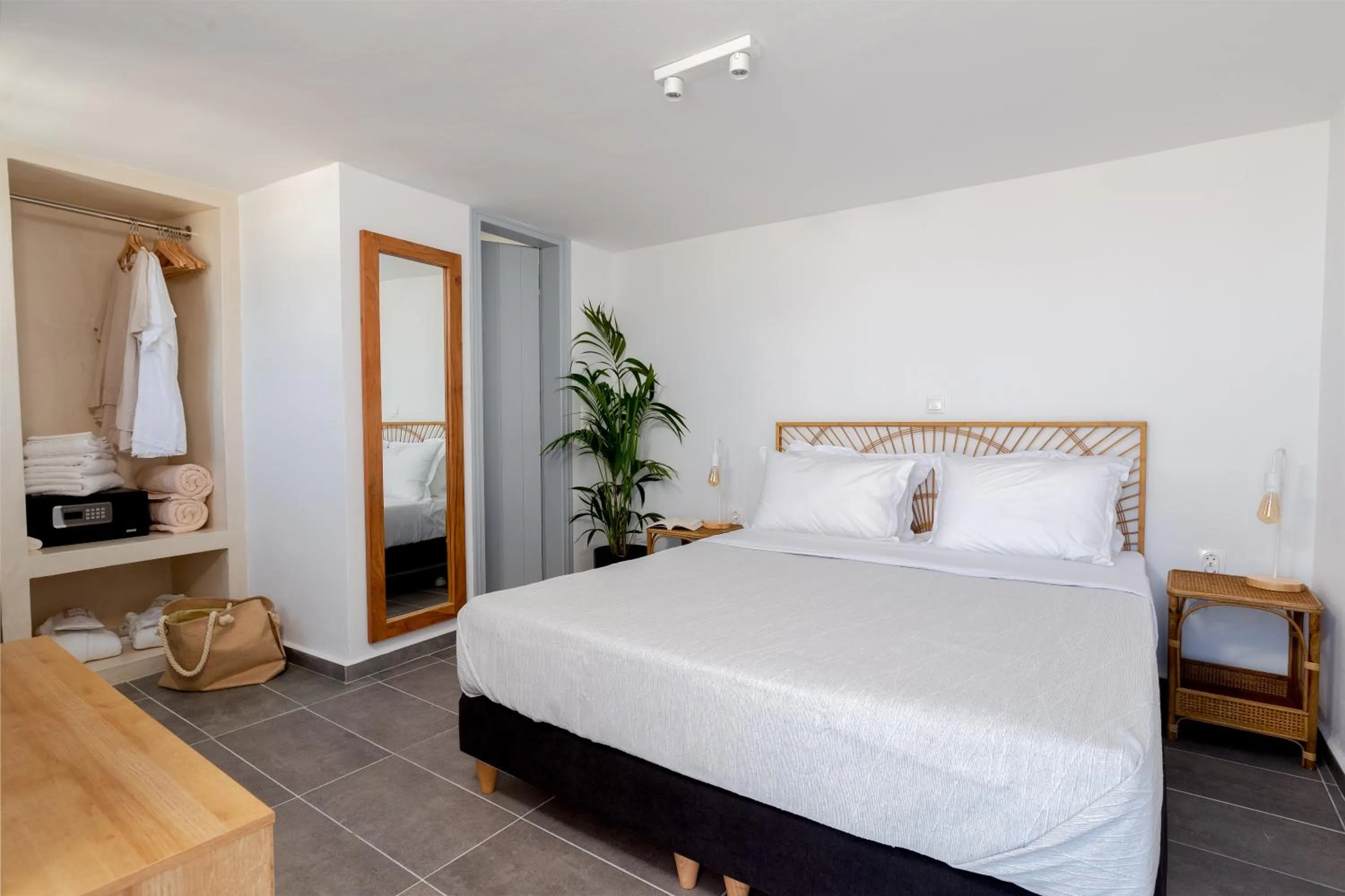 Bed in Divino Suites